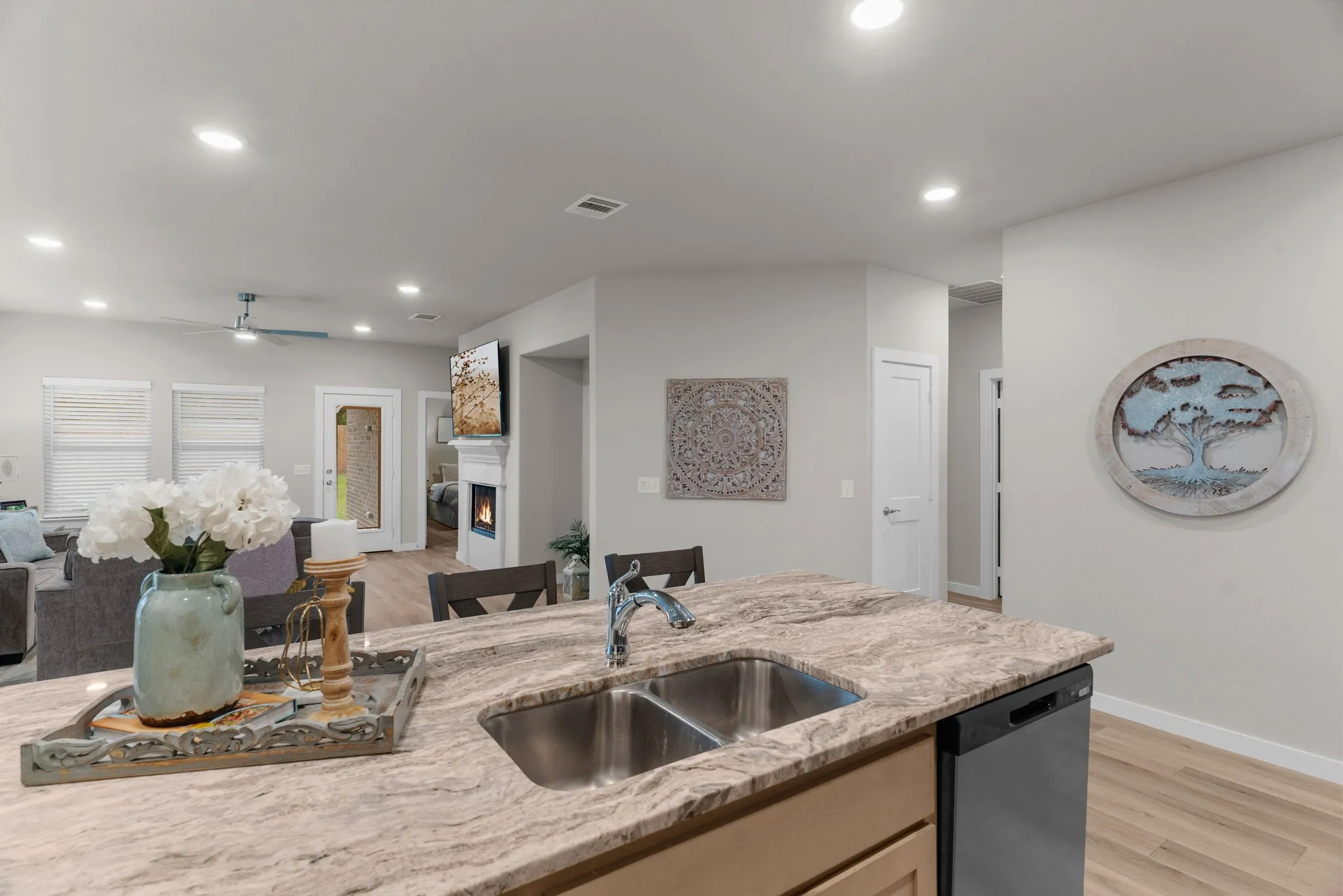 Single Family Residence For Sale in Collin County , 300 Heritage Grove Road, Blue Ridge, Texas 75424, 4 Bedroom, 2 Bathroom, 2 Garage spaces, 1,957 Sqft, built in 2024, mls#21348710, Real Estate Agent in Blue Ridge, Homes For Sale in Collin county, Homes For Sale in Blue Ridge, Realtor in Blue Ridge Texas, Real Estate Brokerage Independent Realty Texas, Luminita Cordes Realtor