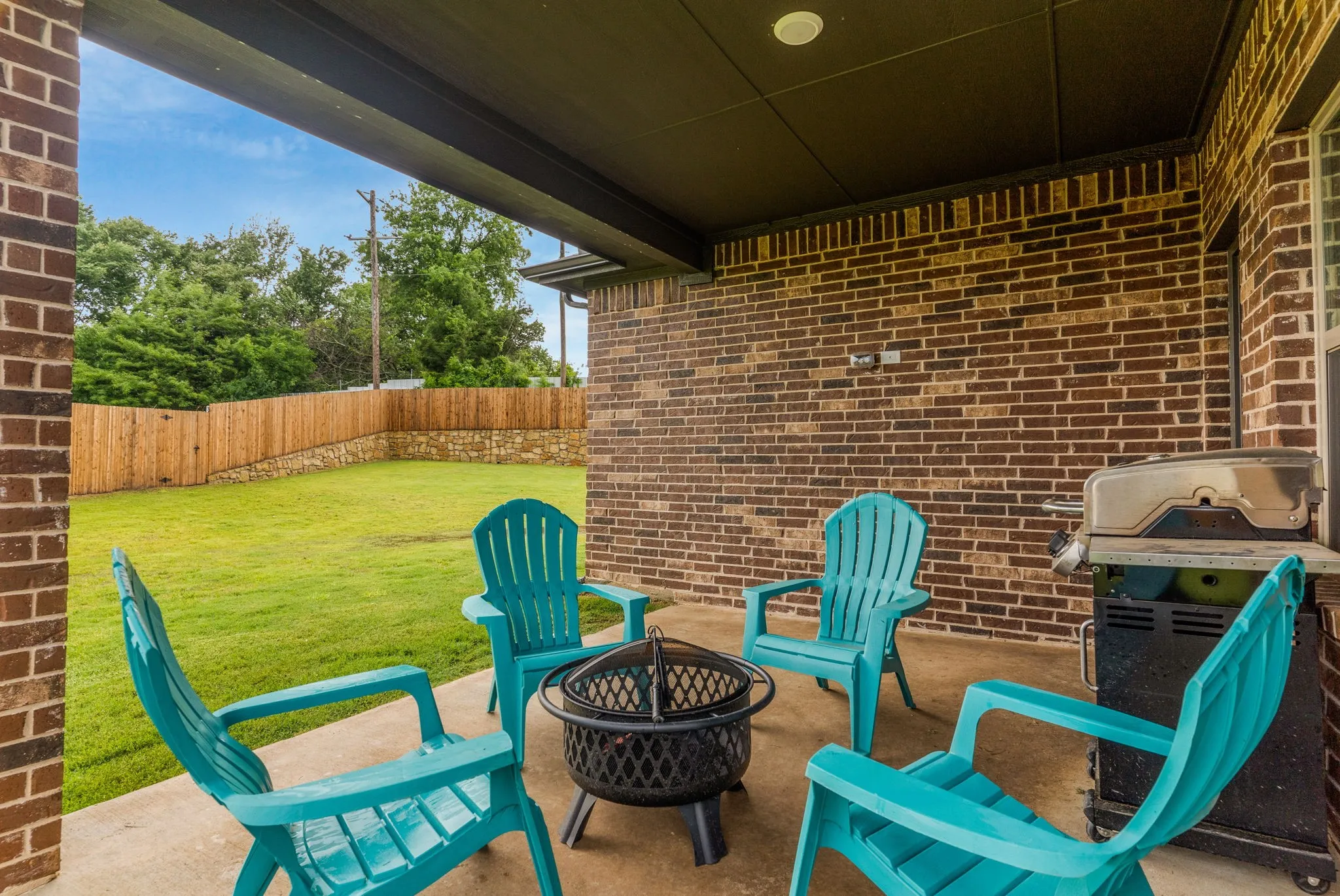 Single Family Residence For Sale in Collin County , 300 Heritage Grove Road, Blue Ridge, Texas 75424, 4 Bedroom, 2 Bathroom, 2 Garage spaces, 1,957 Sqft, built in 2024, mls#21348710, Real Estate Agent in Blue Ridge, Homes For Sale in Collin county, Homes For Sale in Blue Ridge, Realtor in Blue Ridge Texas, Real Estate Brokerage Independent Realty Texas, Luminita Cordes Realtor