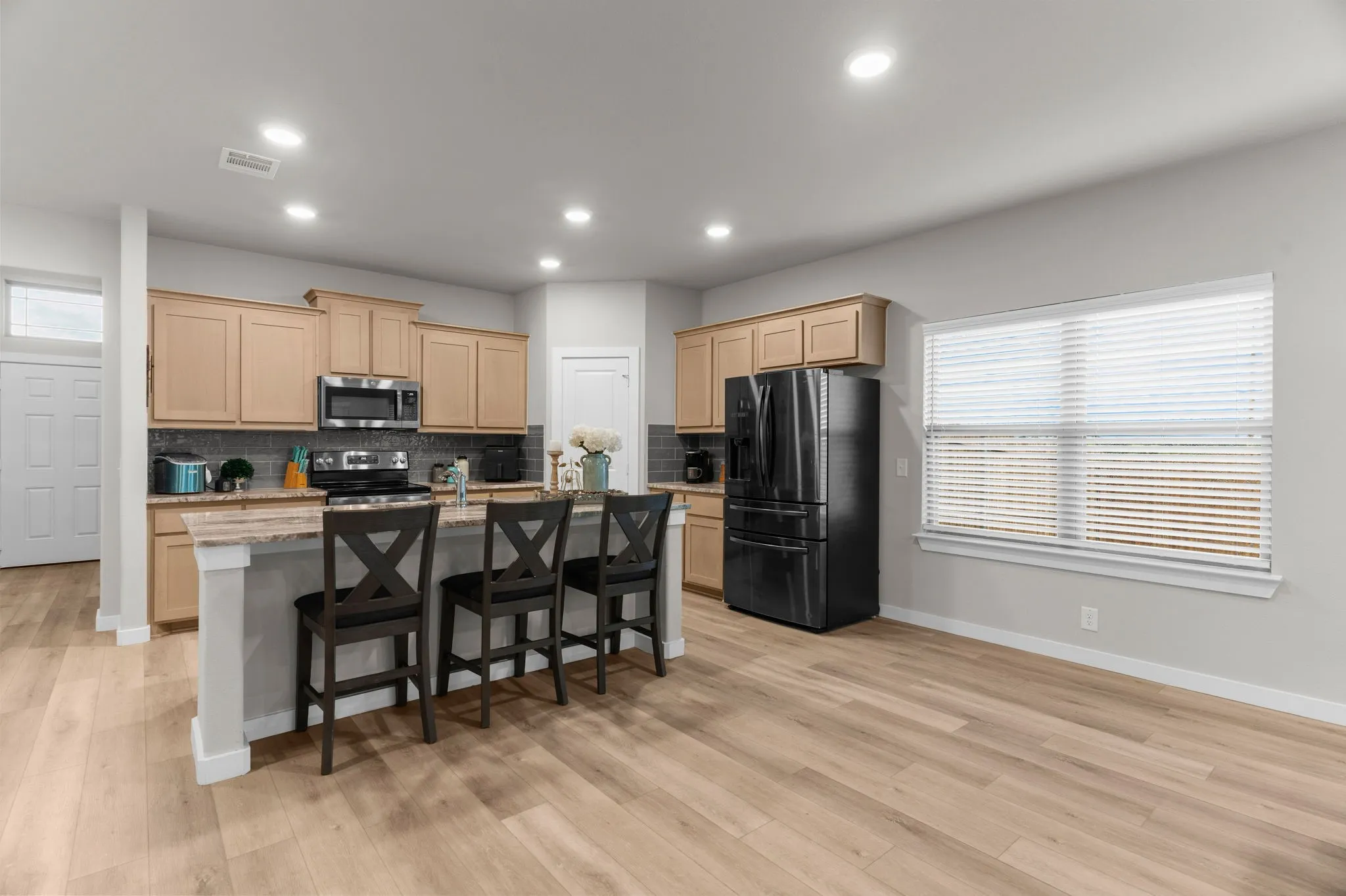 Single Family Residence For Sale in Collin County , 300 Heritage Grove Road, Blue Ridge, Texas 75424, 4 Bedroom, 2 Bathroom, 2 Garage spaces, 1,957 Sqft, built in 2024, mls#21348710, Real Estate Agent in Blue Ridge, Homes For Sale in Collin county, Homes For Sale in Blue Ridge, Realtor in Blue Ridge Texas, Real Estate Brokerage Independent Realty Texas, Luminita Cordes Realtor