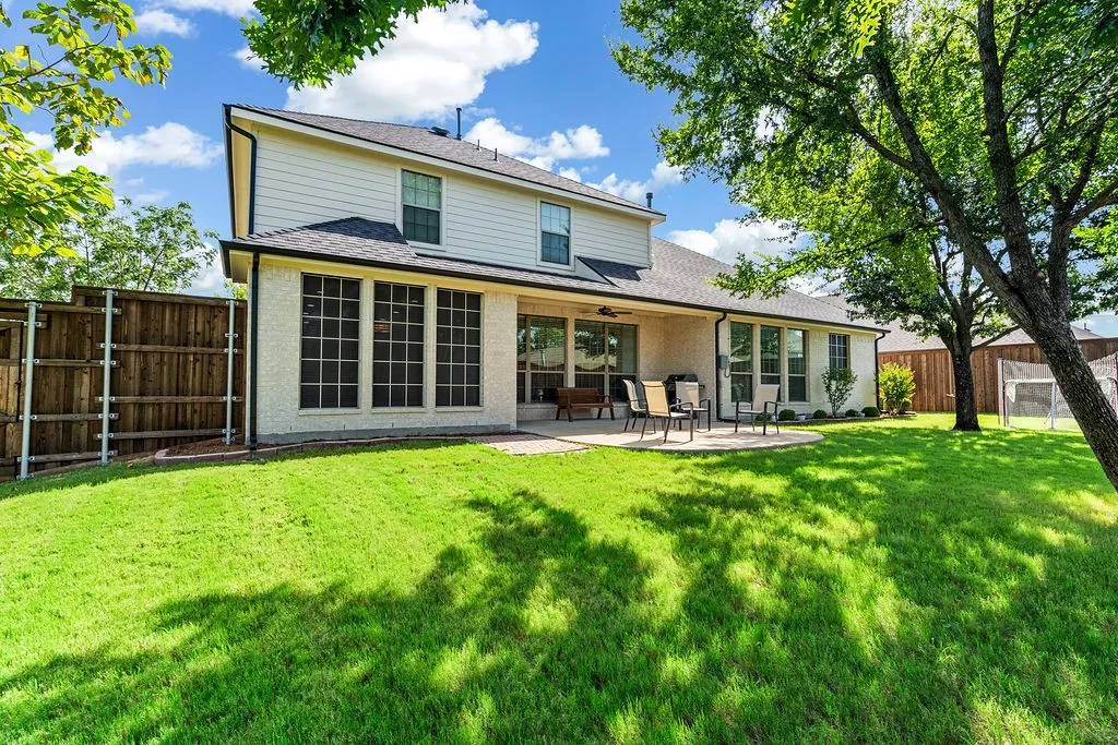 Single Family Residence For Sale in Kaufman County , 1002 Ranger Road, Forney, Texas 75126, 4 Bedroom, 3 Bathroom, 3 Garage spaces, 3,307 Sqft, built in 2007, mls#21348836, Real Estate Agent in Forney, Homes For Sale in Kaufman county, Homes For Sale in Forney, Realtor in Forney Texas, Real Estate Brokerage Independent Realty Texas, Luminita Cordes Realtor