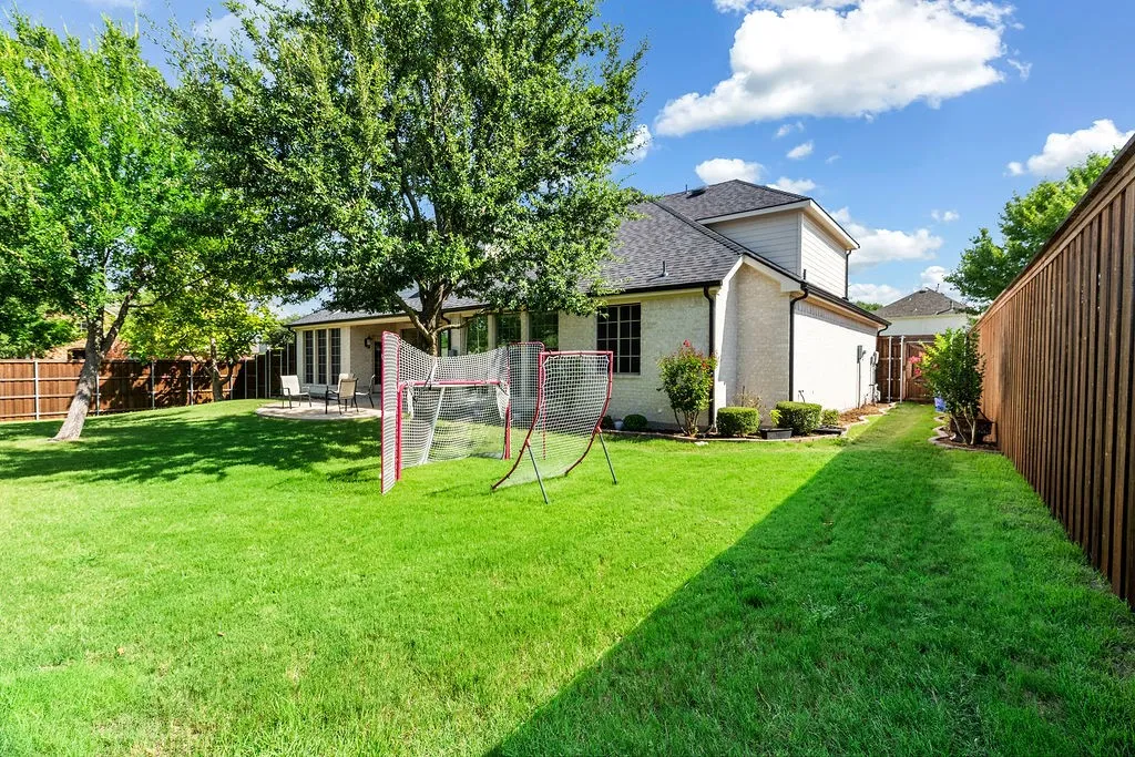 Single Family Residence For Sale in Kaufman County , 1002 Ranger Road, Forney, Texas 75126, 4 Bedroom, 3 Bathroom, 3 Garage spaces, 3,307 Sqft, built in 2007, mls#21348836, Real Estate Agent in Forney, Homes For Sale in Kaufman county, Homes For Sale in Forney, Realtor in Forney Texas, Real Estate Brokerage Independent Realty Texas, Luminita Cordes Realtor