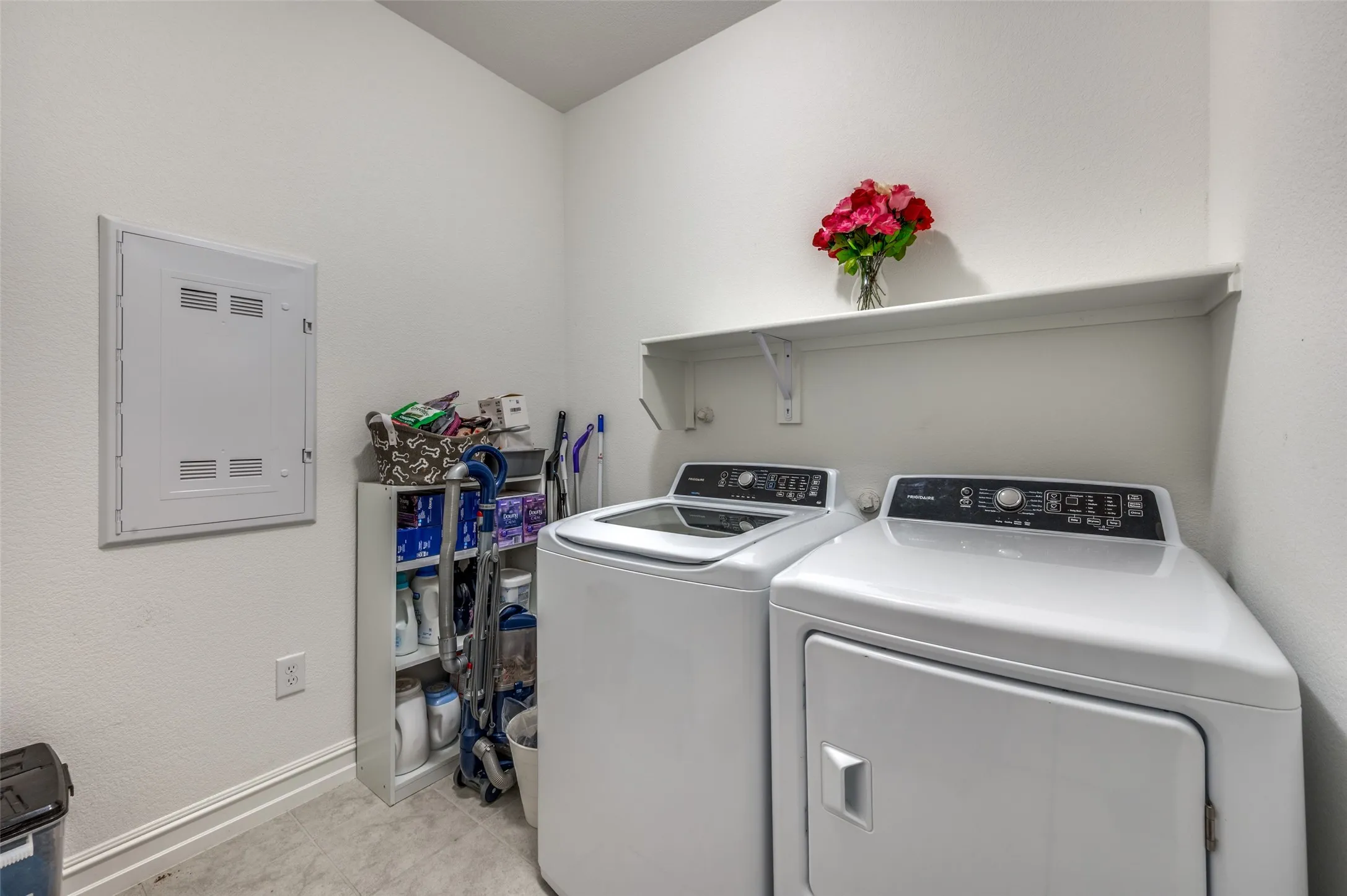 Single Family Residence For Sale in Denton County , 1609 Quentin Drive, Aubrey, Texas 76227, 4 Bedroom, 4 Bathroom, 3 Garage spaces, 3,678 Sqft, built in 2023, mls#21348551, Real Estate Agent in Aubrey, Homes For Sale in Denton county, Homes For Sale in Aubrey, Realtor in Aubrey Texas, Real Estate Brokerage Independent Realty Texas, Luminita Cordes Realtor