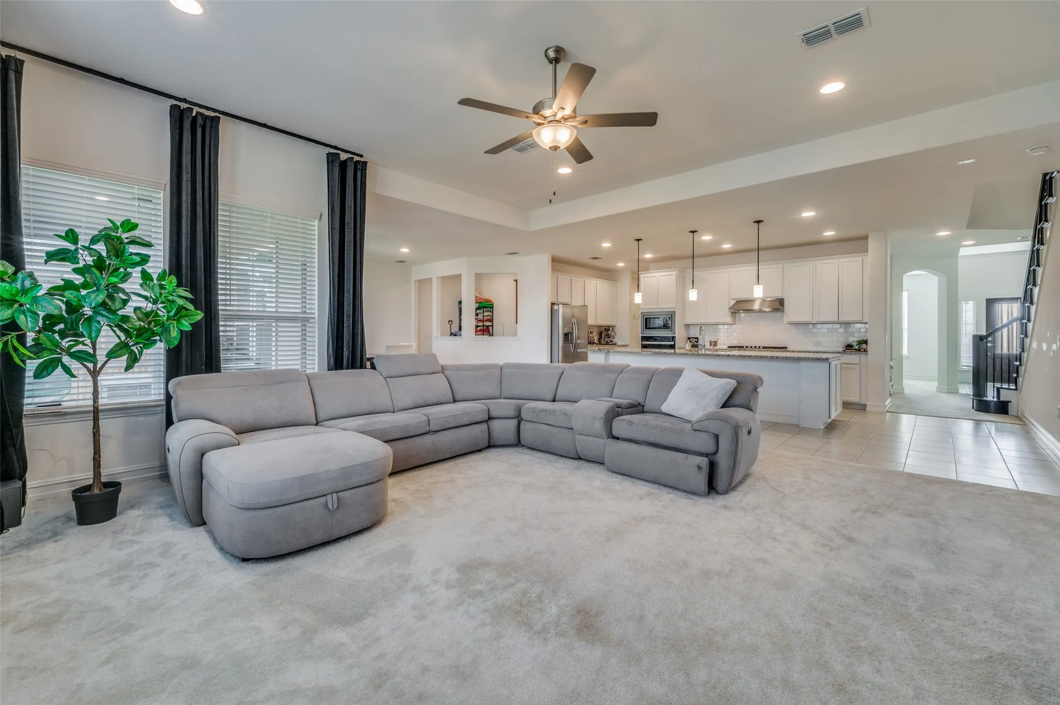 Single Family Residence For Sale in Denton County , 1609 Quentin Drive, Aubrey, Texas 76227, 4 Bedroom, 4 Bathroom, 3 Garage spaces, 3,678 Sqft, built in 2023, mls#21348551, Real Estate Agent in Aubrey, Homes For Sale in Denton county, Homes For Sale in Aubrey, Realtor in Aubrey Texas, Real Estate Brokerage Independent Realty Texas, Luminita Cordes Realtor