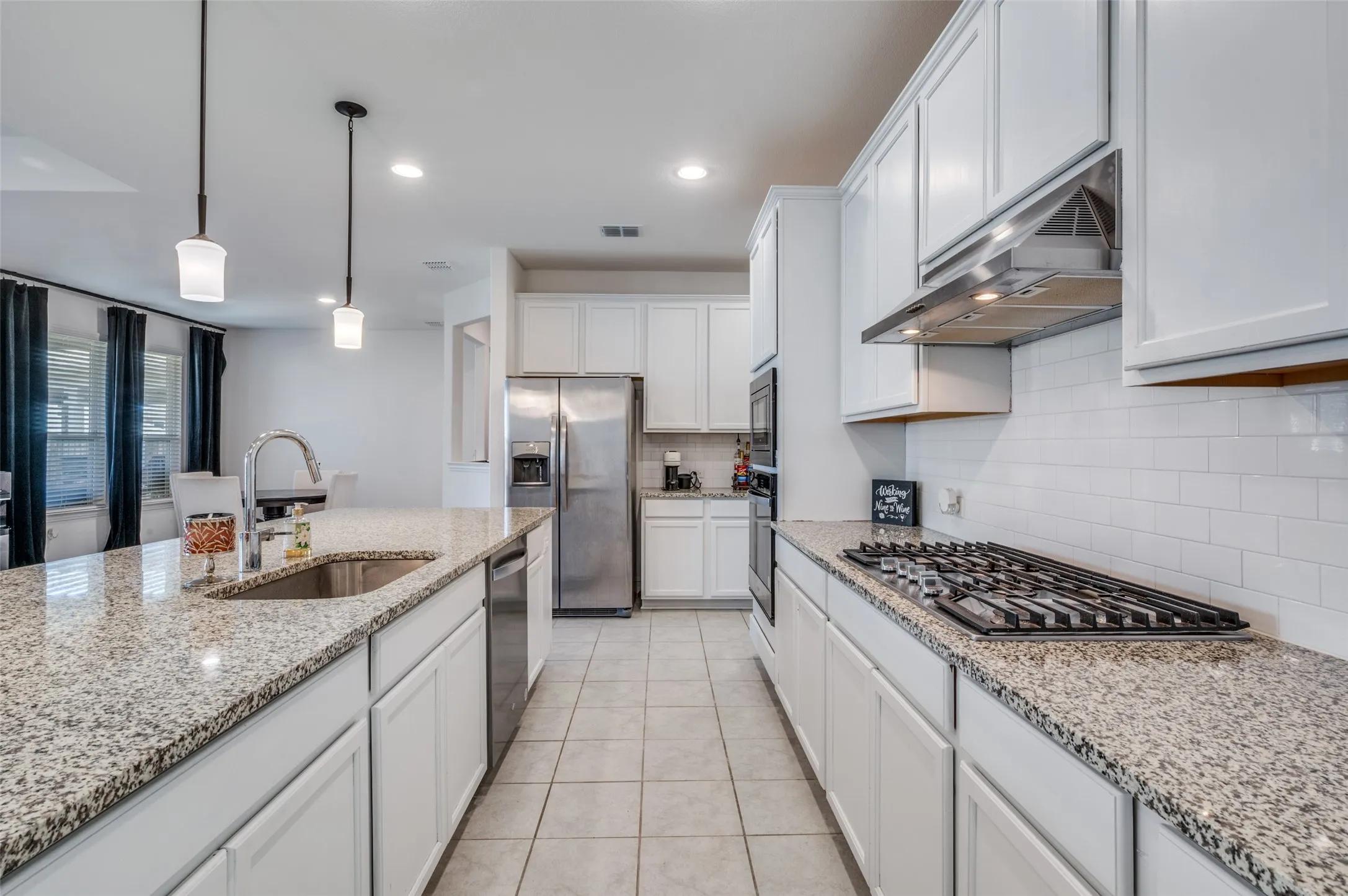 Single Family Residence For Sale in Denton County , 1609 Quentin Drive, Aubrey, Texas 76227, 4 Bedroom, 4 Bathroom, 3 Garage spaces, 3,678 Sqft, built in 2023, mls#21348551, Real Estate Agent in Aubrey, Homes For Sale in Denton county, Homes For Sale in Aubrey, Realtor in Aubrey Texas, Real Estate Brokerage Independent Realty Texas, Luminita Cordes Realtor