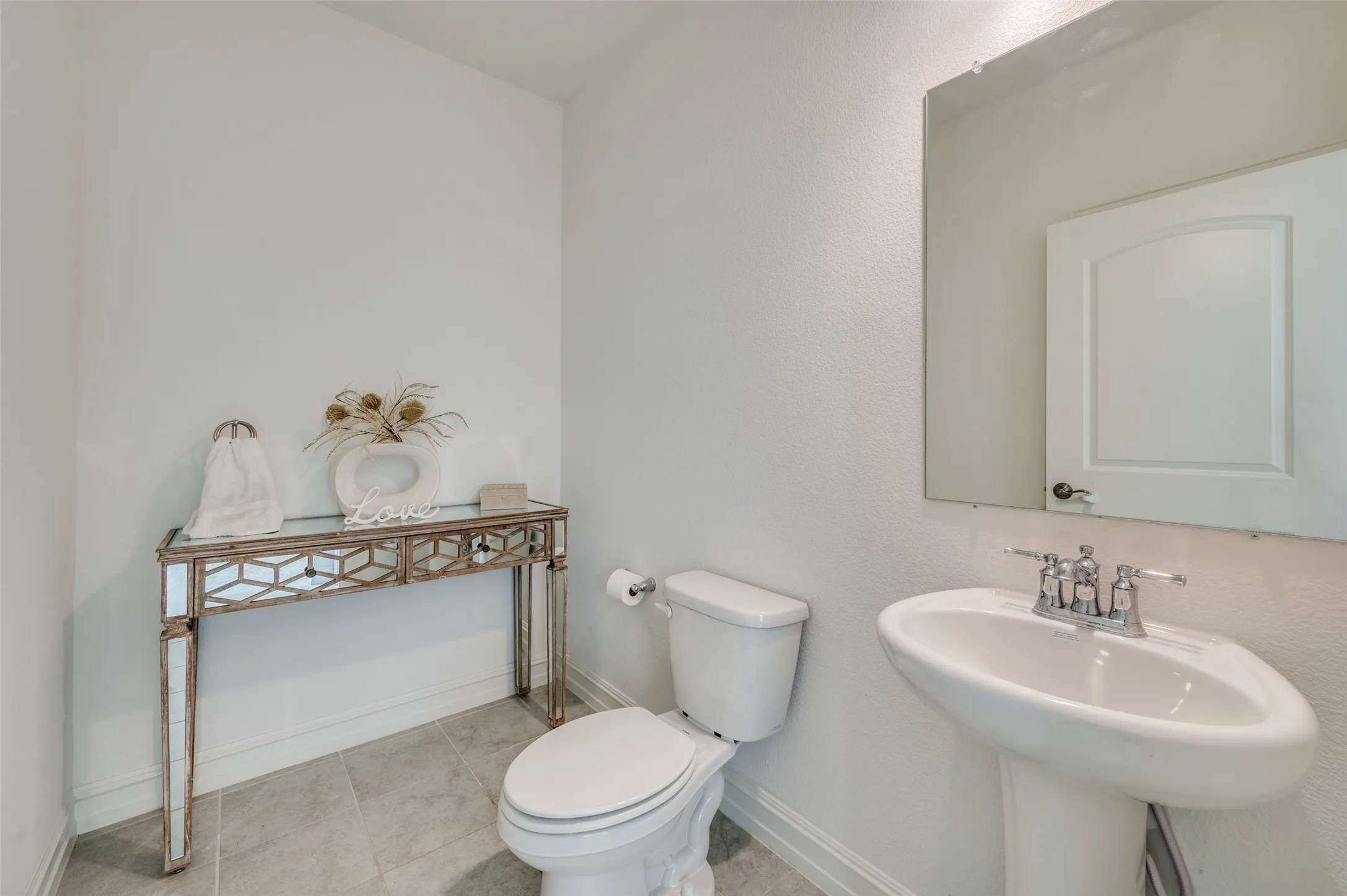 Single Family Residence For Sale in Denton County , 1609 Quentin Drive, Aubrey, Texas 76227, 4 Bedroom, 4 Bathroom, 3 Garage spaces, 3,678 Sqft, built in 2023, mls#21348551, Real Estate Agent in Aubrey, Homes For Sale in Denton county, Homes For Sale in Aubrey, Realtor in Aubrey Texas, Real Estate Brokerage Independent Realty Texas, Luminita Cordes Realtor