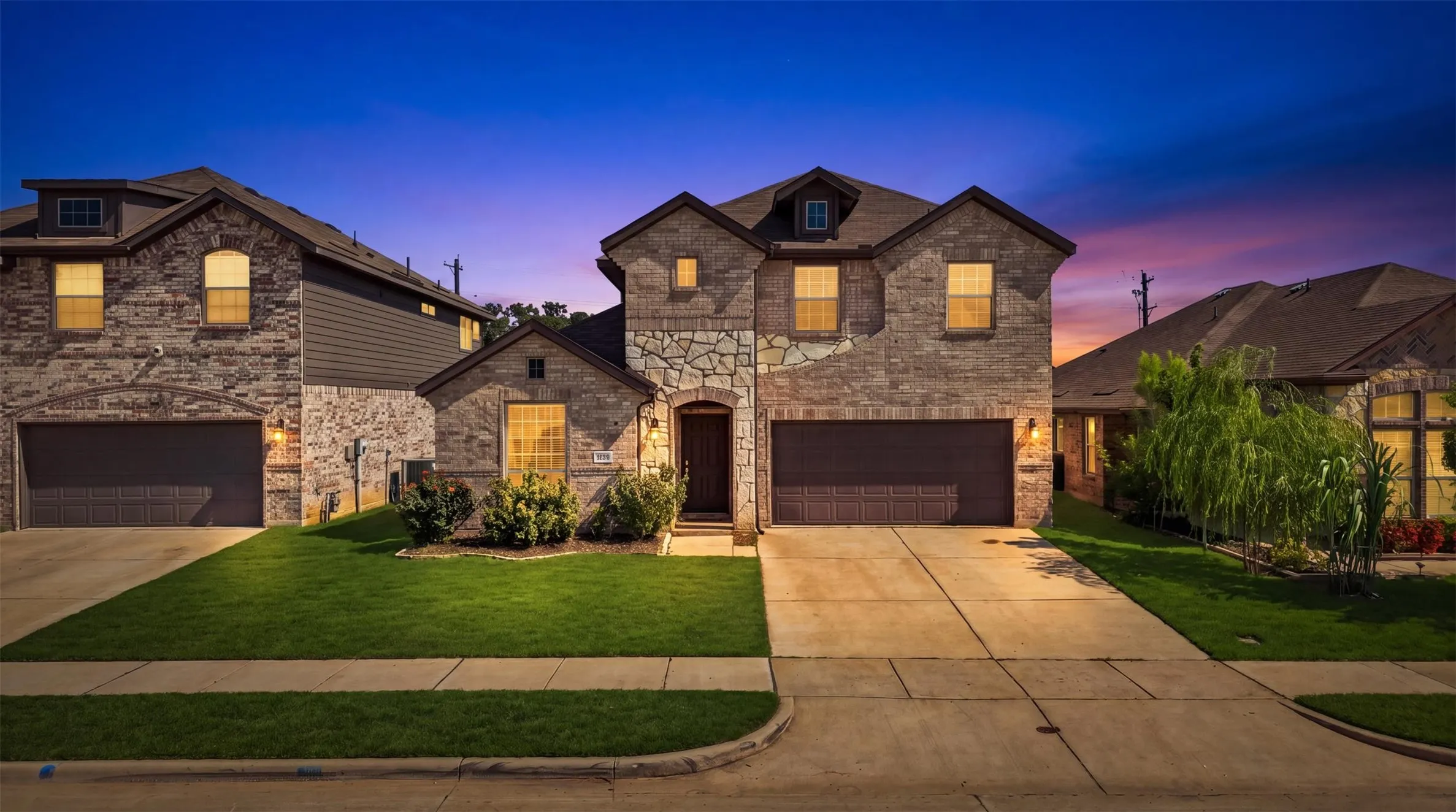 Single Family Residence For Sale in Denton County , 1321 Raleigh Path Road, Denton, Texas 76208, 4 Bedroom, 3 Bathroom, 2 Garage spaces, 2,236 Sqft, built in 2019, mls#21350852, Real Estate Agent in Denton, Homes For Sale in Denton county, Homes For Sale in Denton, Realtor in Denton Texas, Real Estate Brokerage Independent Realty Texas, Luminita Cordes Realtor