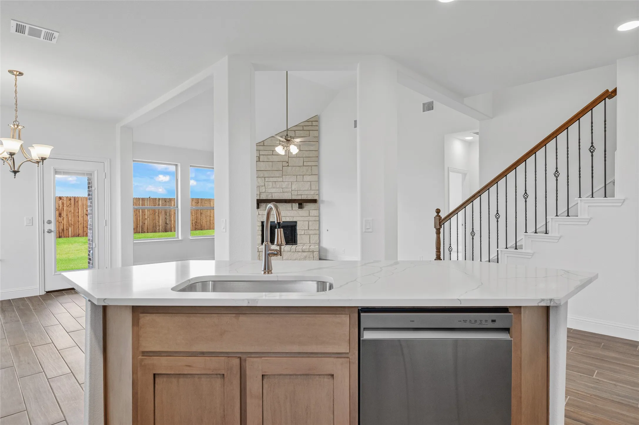 Single Family Residence For Sale in Rockwall County , 2116 Spyglass Drive, Royse City, Texas 75189, 4 Bedroom, 4 Bathroom, 3 Garage spaces, 3,481 Sqft, built in 2024, mls#21350957, Real Estate Agent in Royse City, Homes For Sale in Rockwall county, Homes For Sale in Royse City, Realtor in Royse City Texas, Real Estate Brokerage Independent Realty Texas, Luminita Cordes Realtor
