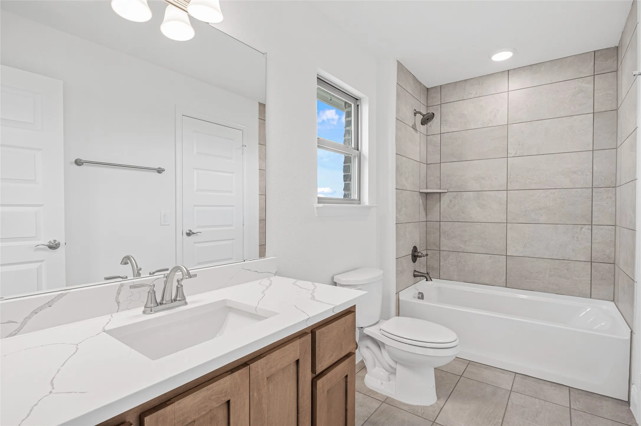 Single Family Residence For Sale in Rockwall County , 2116 Spyglass Drive, Royse City, Texas 75189, 4 Bedroom, 4 Bathroom, 3 Garage spaces, 3,481 Sqft, built in 2024, mls#21350957, Real Estate Agent in Royse City, Homes For Sale in Rockwall county, Homes For Sale in Royse City, Realtor in Royse City Texas, Real Estate Brokerage Independent Realty Texas, Luminita Cordes Realtor