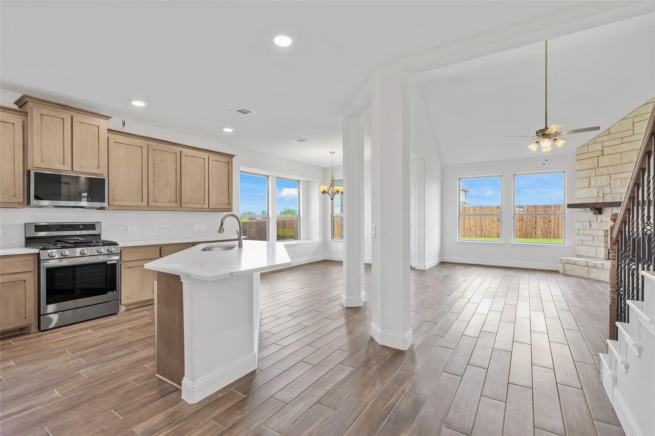 Single Family Residence For Sale in Rockwall County , 2116 Spyglass Drive, Royse City, Texas 75189, 4 Bedroom, 4 Bathroom, 3 Garage spaces, 3,481 Sqft, built in 2024, mls#21350957, Real Estate Agent in Royse City, Homes For Sale in Rockwall county, Homes For Sale in Royse City, Realtor in Royse City Texas, Real Estate Brokerage Independent Realty Texas, Luminita Cordes Realtor