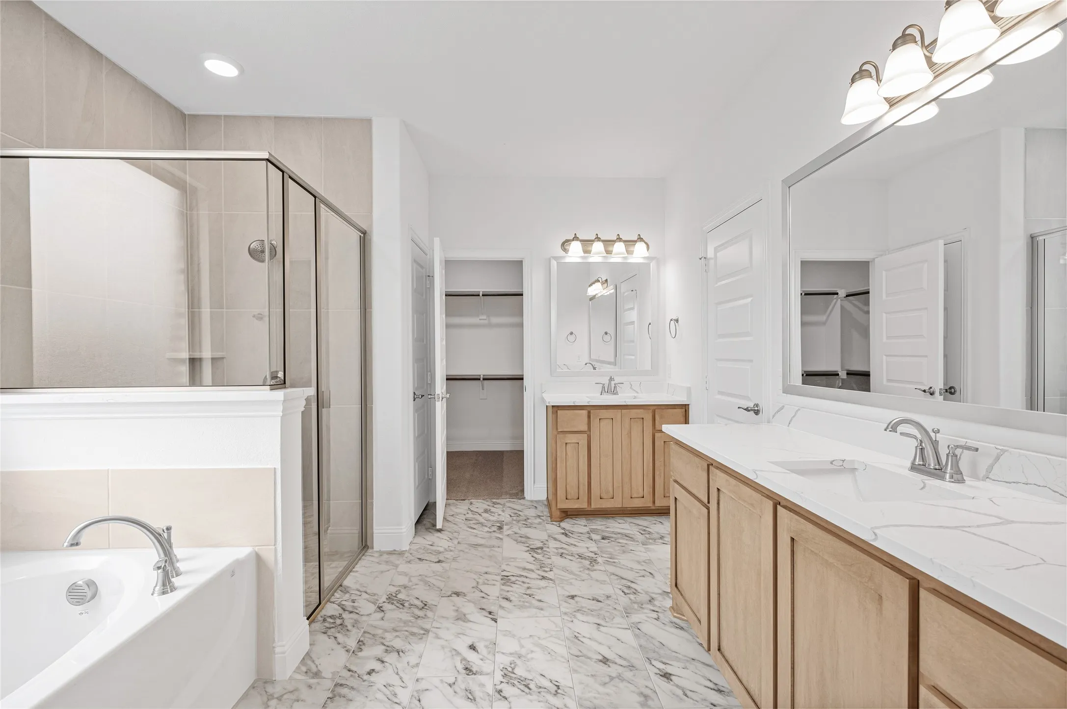 Single Family Residence For Sale in Rockwall County , 2116 Spyglass Drive, Royse City, Texas 75189, 4 Bedroom, 4 Bathroom, 3 Garage spaces, 3,481 Sqft, built in 2024, mls#21350957, Real Estate Agent in Royse City, Homes For Sale in Rockwall county, Homes For Sale in Royse City, Realtor in Royse City Texas, Real Estate Brokerage Independent Realty Texas, Luminita Cordes Realtor