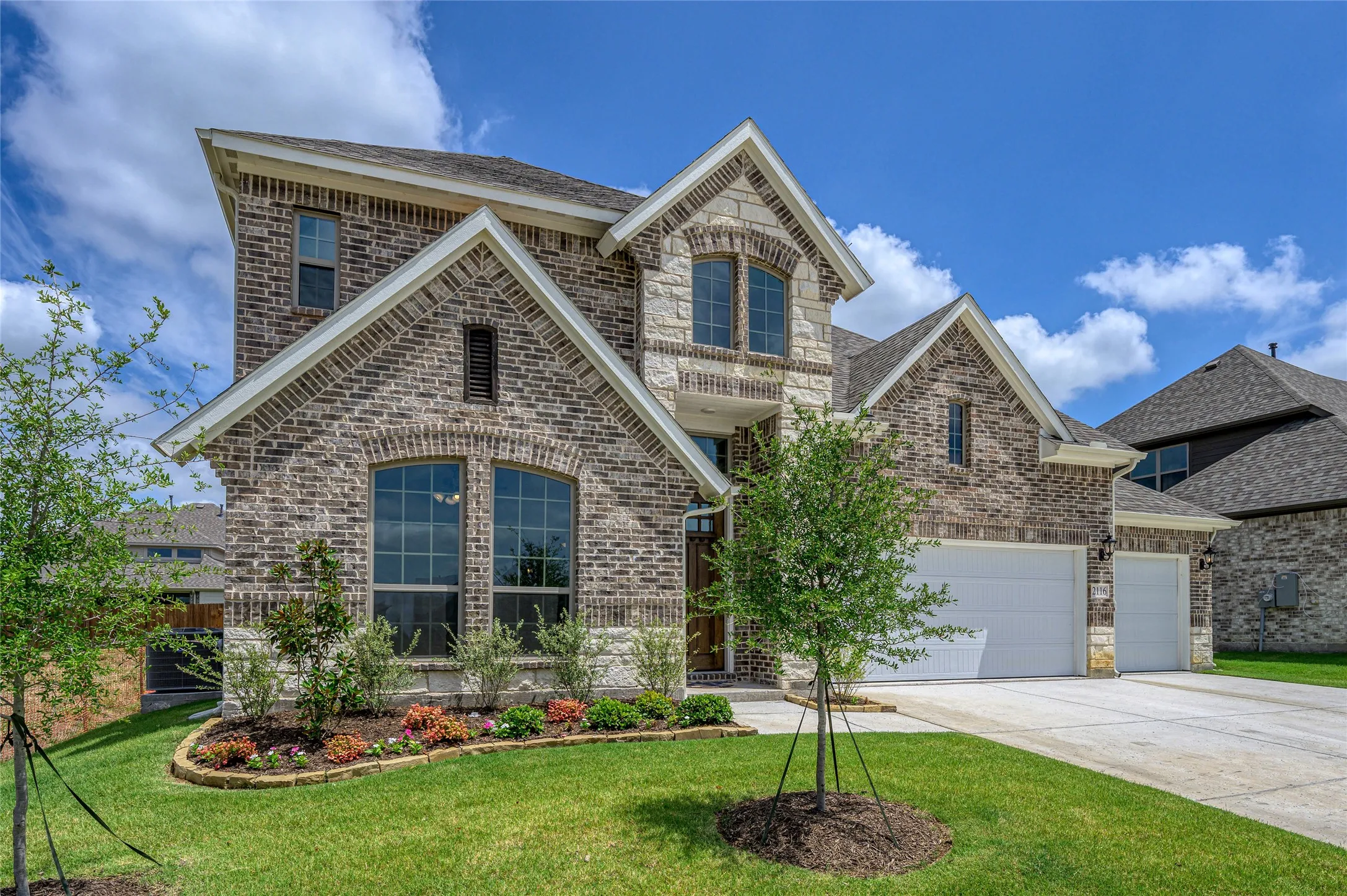 Single Family Residence For Sale in Rockwall County , 2116 Spyglass Drive, Royse City, Texas 75189, 4 Bedroom, 4 Bathroom, 3 Garage spaces, 3,481 Sqft, built in 2024, mls#21350957, Real Estate Agent in Royse City, Homes For Sale in Rockwall county, Homes For Sale in Royse City, Realtor in Royse City Texas, Real Estate Brokerage Independent Realty Texas, Luminita Cordes Realtor