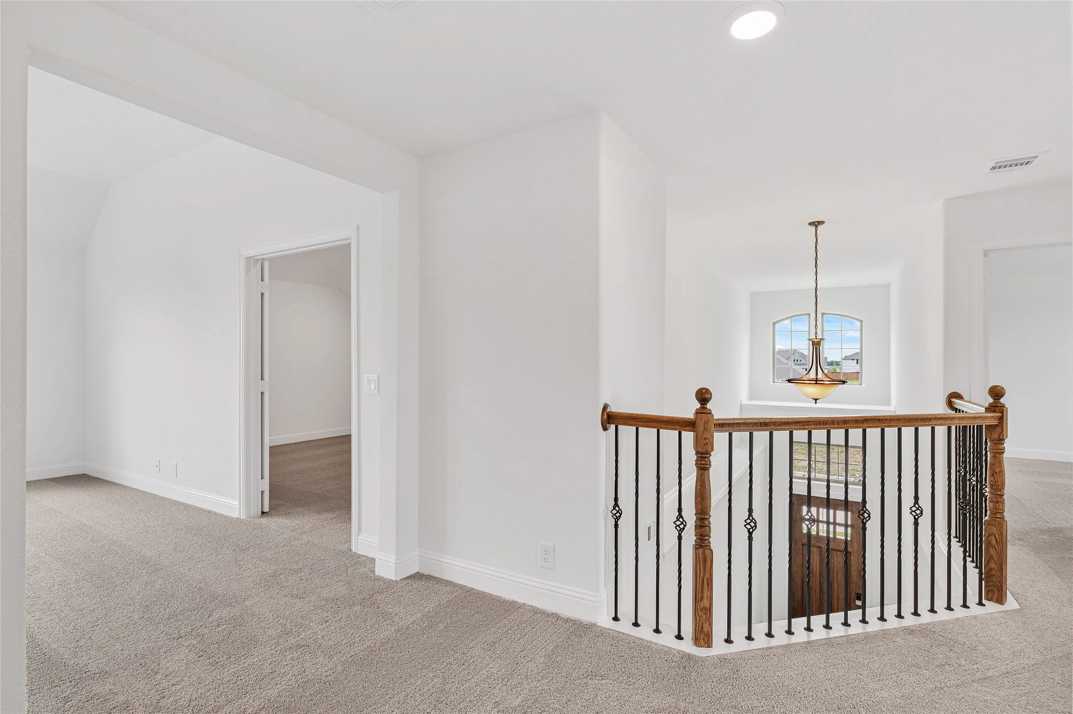 Single Family Residence For Sale in Rockwall County , 2116 Spyglass Drive, Royse City, Texas 75189, 4 Bedroom, 4 Bathroom, 3 Garage spaces, 3,481 Sqft, built in 2024, mls#21350957, Real Estate Agent in Royse City, Homes For Sale in Rockwall county, Homes For Sale in Royse City, Realtor in Royse City Texas, Real Estate Brokerage Independent Realty Texas, Luminita Cordes Realtor