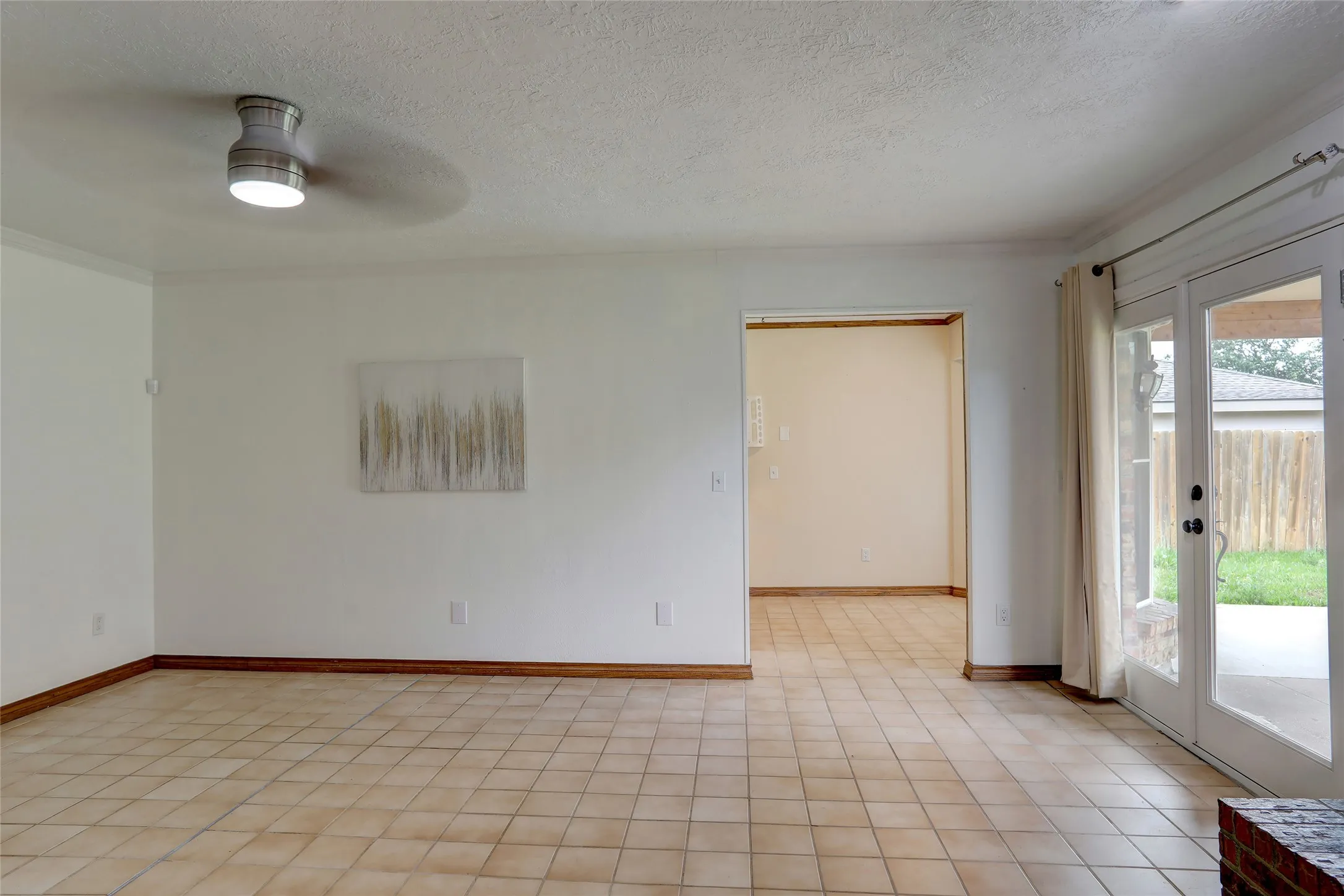 Single Family Residence For Rent in Dallas County , 2102 Apollo Road, Richardson, Texas 75081, 4 Bedroom, 3 Bathroom, 2 Garage spaces, 2,404 Sqft, built in 1974, mls#21350958, Real Estate Agent in Richardson, Homes For Rent in Dallas county, Homes For Rent in Richardson, Realtor in Richardson Texas, Real Estate Brokerage Independent Realty Texas, Luminita Cordes Realtor