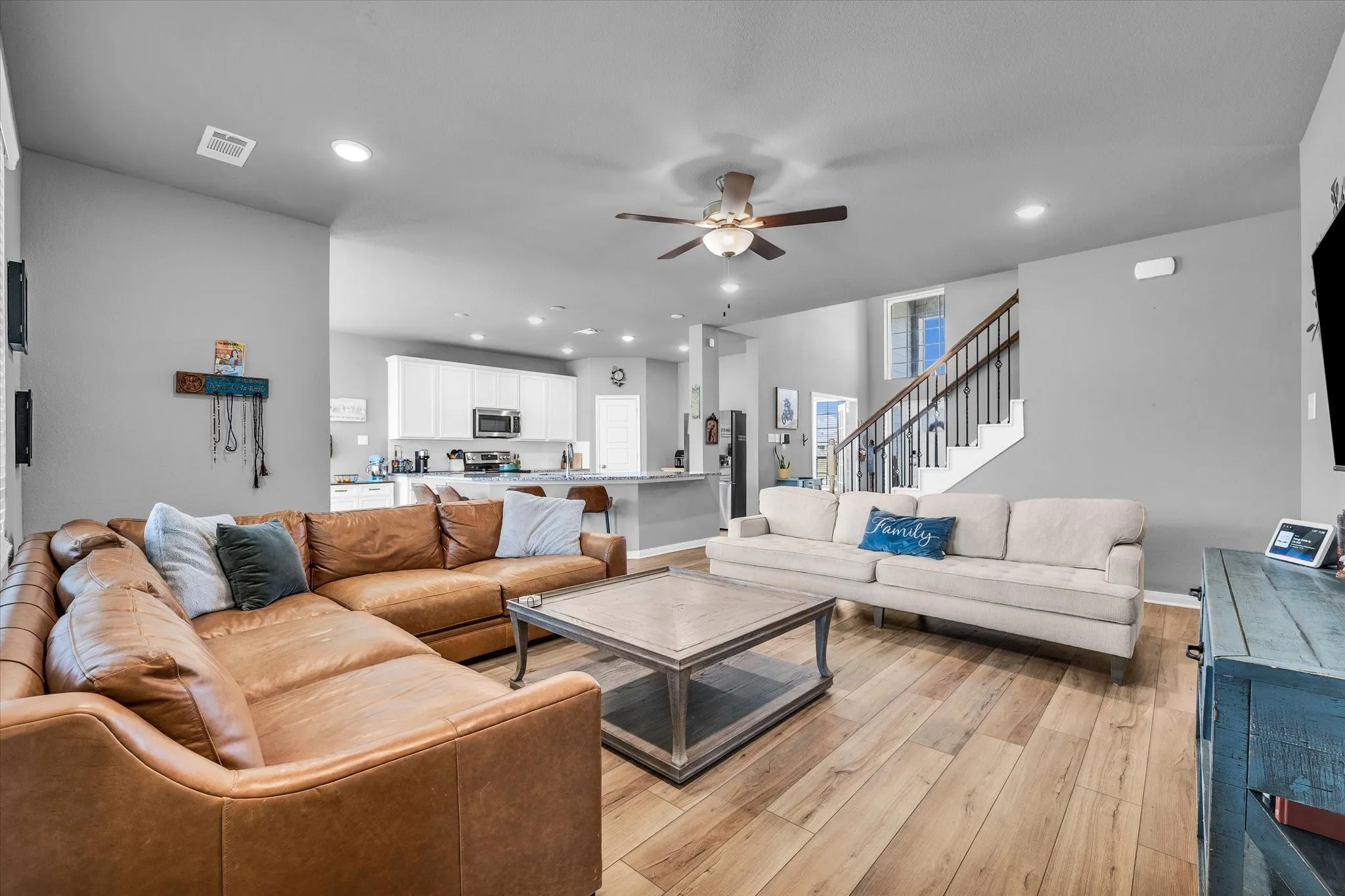 Single Family Residence For Sale in Mc Lennan County , 11324 Pallasite Circle, Lorena, Texas 76655, 4 Bedroom, 4 Bathroom, 2 Garage spaces, 2,598 Sqft, built in 2023, mls#21350797, Real Estate Agent in Lorena, Homes For Sale in Mc Lennan county, Homes For Sale in Lorena, Realtor in Lorena Texas, Real Estate Brokerage Independent Realty Texas, Luminita Cordes Realtor