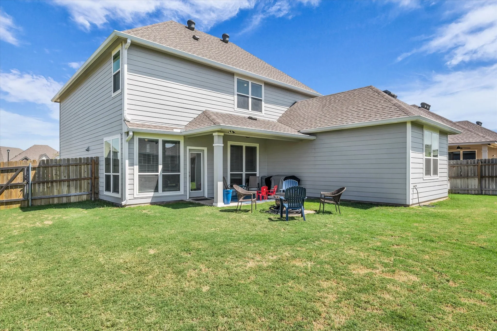 Single Family Residence For Sale in Mc Lennan County , 11324 Pallasite Circle, Lorena, Texas 76655, 4 Bedroom, 4 Bathroom, 2 Garage spaces, 2,598 Sqft, built in 2023, mls#21350797, Real Estate Agent in Lorena, Homes For Sale in Mc Lennan county, Homes For Sale in Lorena, Realtor in Lorena Texas, Real Estate Brokerage Independent Realty Texas, Luminita Cordes Realtor