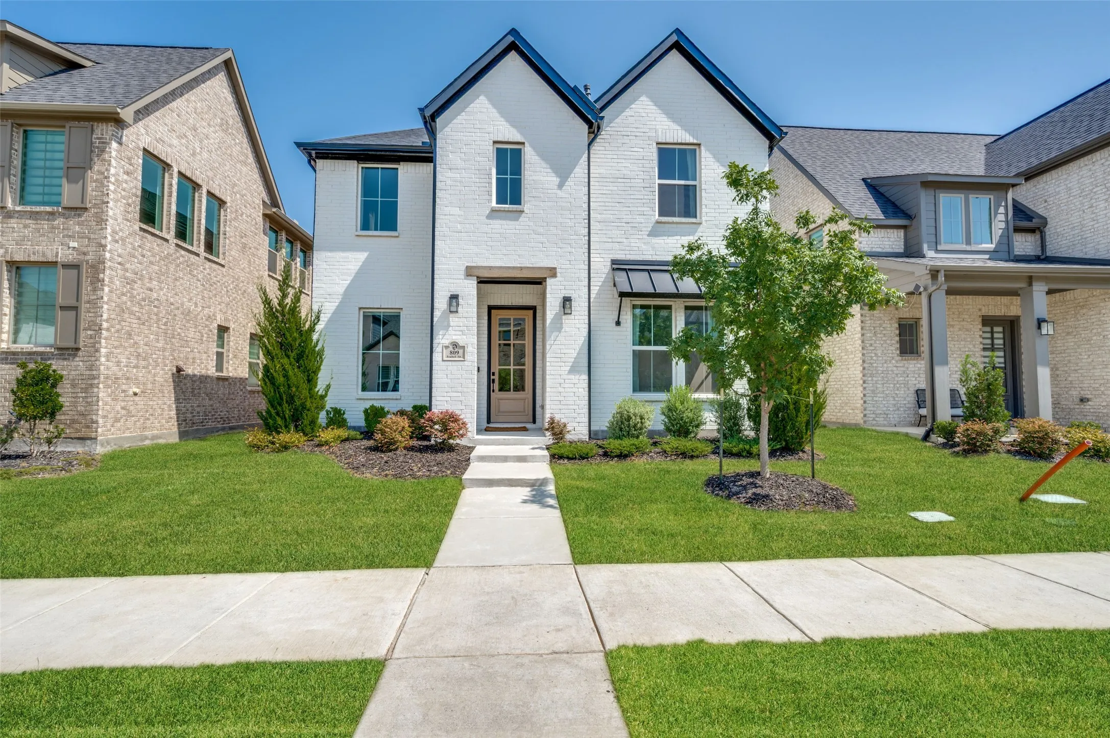 Single Family Residence For Sale in Collin County , 809 Isabel Street, Celina, Texas 75009, 4 Bedroom, 3 Bathroom, 2 Garage spaces, 2,997 Sqft, built in 2023, Price $579,000, mls#21350943, Real Estate Agent in Celina, Homes For Sale in Collin county, Homes For Sale in Celina, Realtor in Celina Texas, Real Estate Brokerage Independent Realty Texas, Luminita Cordes Realtor