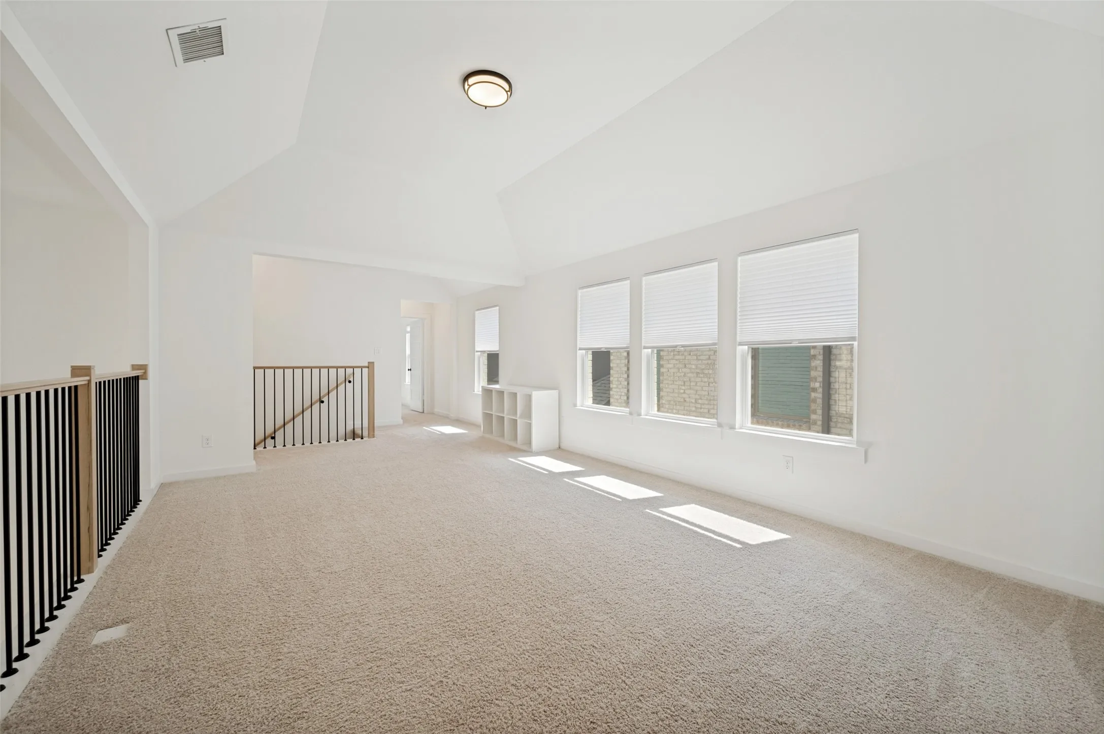 Single Family Residence For Sale in Collin County , 809 Isabel Street, Celina, Texas 75009, 4 Bedroom, 3 Bathroom, 2 Garage spaces, 2,997 Sqft, built in 2023, Price $579,000, mls#21350943, Real Estate Agent in Celina, Homes For Sale in Collin county, Homes For Sale in Celina, Realtor in Celina Texas, Real Estate Brokerage Independent Realty Texas, Luminita Cordes Realtor
