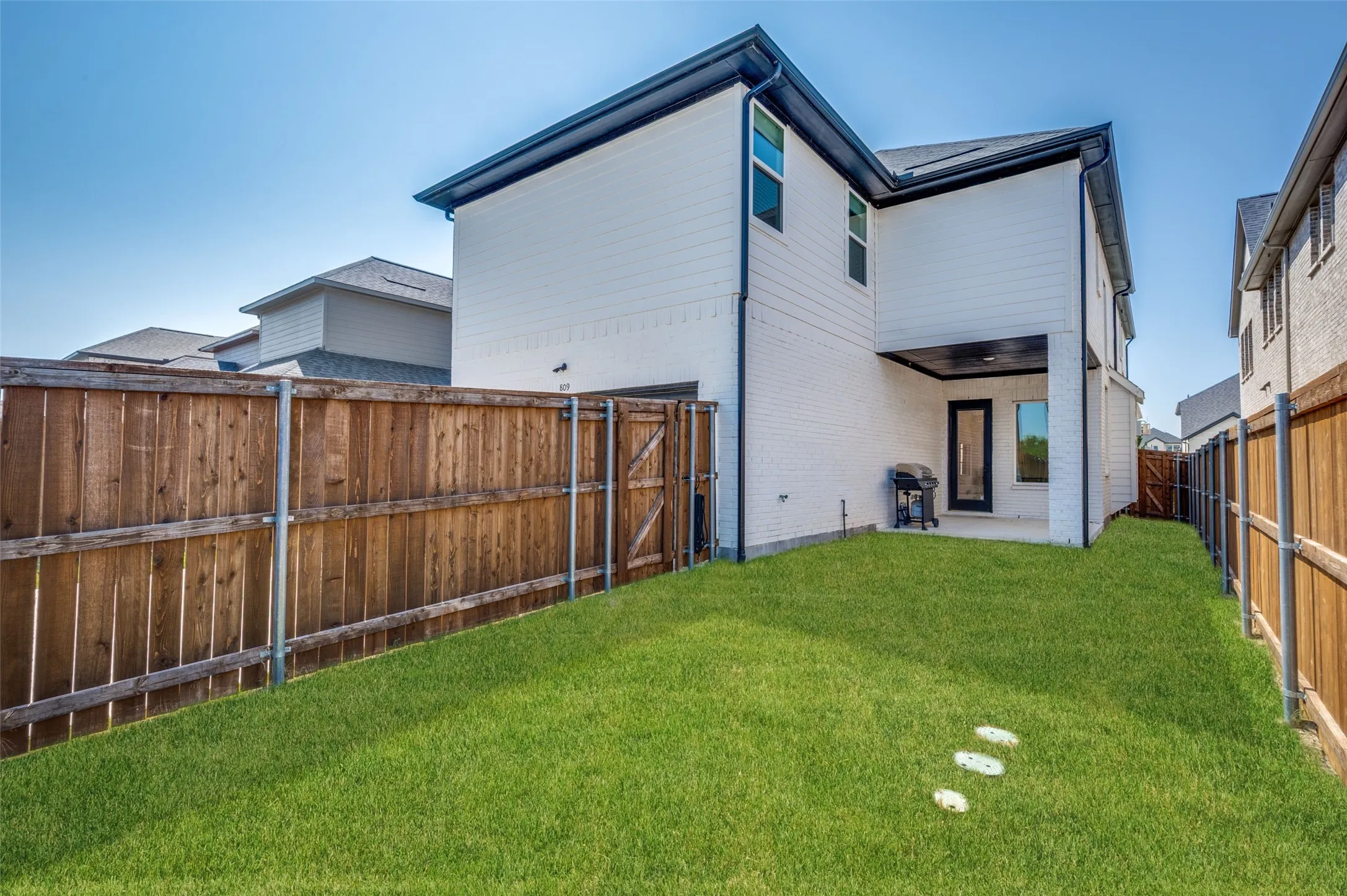 Single Family Residence For Sale in Collin County , 809 Isabel Street, Celina, Texas 75009, 4 Bedroom, 3 Bathroom, 2 Garage spaces, 2,997 Sqft, built in 2023, Price $579,000, mls#21350943, Real Estate Agent in Celina, Homes For Sale in Collin county, Homes For Sale in Celina, Realtor in Celina Texas, Real Estate Brokerage Independent Realty Texas, Luminita Cordes Realtor