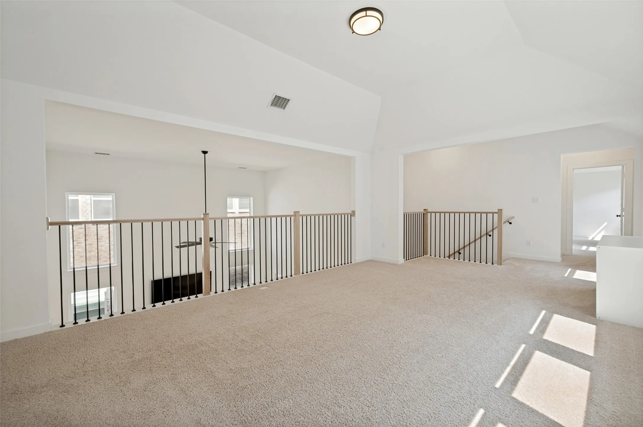 Single Family Residence For Sale in Collin County , 809 Isabel Street, Celina, Texas 75009, 4 Bedroom, 3 Bathroom, 2 Garage spaces, 2,997 Sqft, built in 2023, Price $579,000, mls#21350943, Real Estate Agent in Celina, Homes For Sale in Collin county, Homes For Sale in Celina, Realtor in Celina Texas, Real Estate Brokerage Independent Realty Texas, Luminita Cordes Realtor