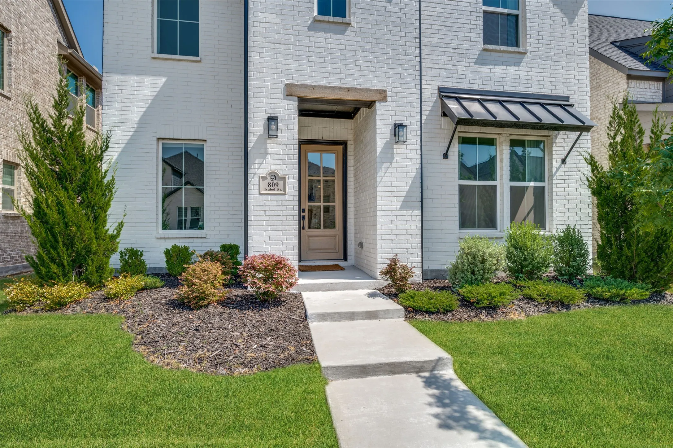 Single Family Residence For Sale in Collin County , 809 Isabel Street, Celina, Texas 75009, 4 Bedroom, 3 Bathroom, 2 Garage spaces, 2,997 Sqft, built in 2023, Price $579,000, mls#21350943, Real Estate Agent in Celina, Homes For Sale in Collin county, Homes For Sale in Celina, Realtor in Celina Texas, Real Estate Brokerage Independent Realty Texas, Luminita Cordes Realtor