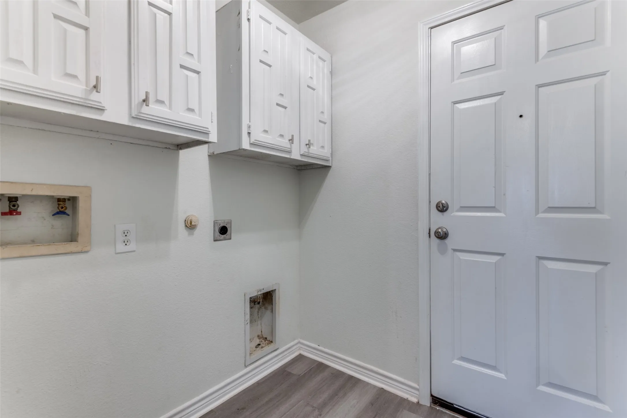 Single Family Residence For Rent in Kaufman County , 312 Stanford, Forney, Texas 75126, 3 Bedroom, 2 Bathroom, 2 Garage spaces, 1,474 Sqft, built in 2006, mls#21349839, Real Estate Agent in Forney, Homes For Rent in Kaufman county, Homes For Rent in Forney, Realtor in Forney Texas, Real Estate Brokerage Independent Realty Texas, Luminita Cordes Realtor