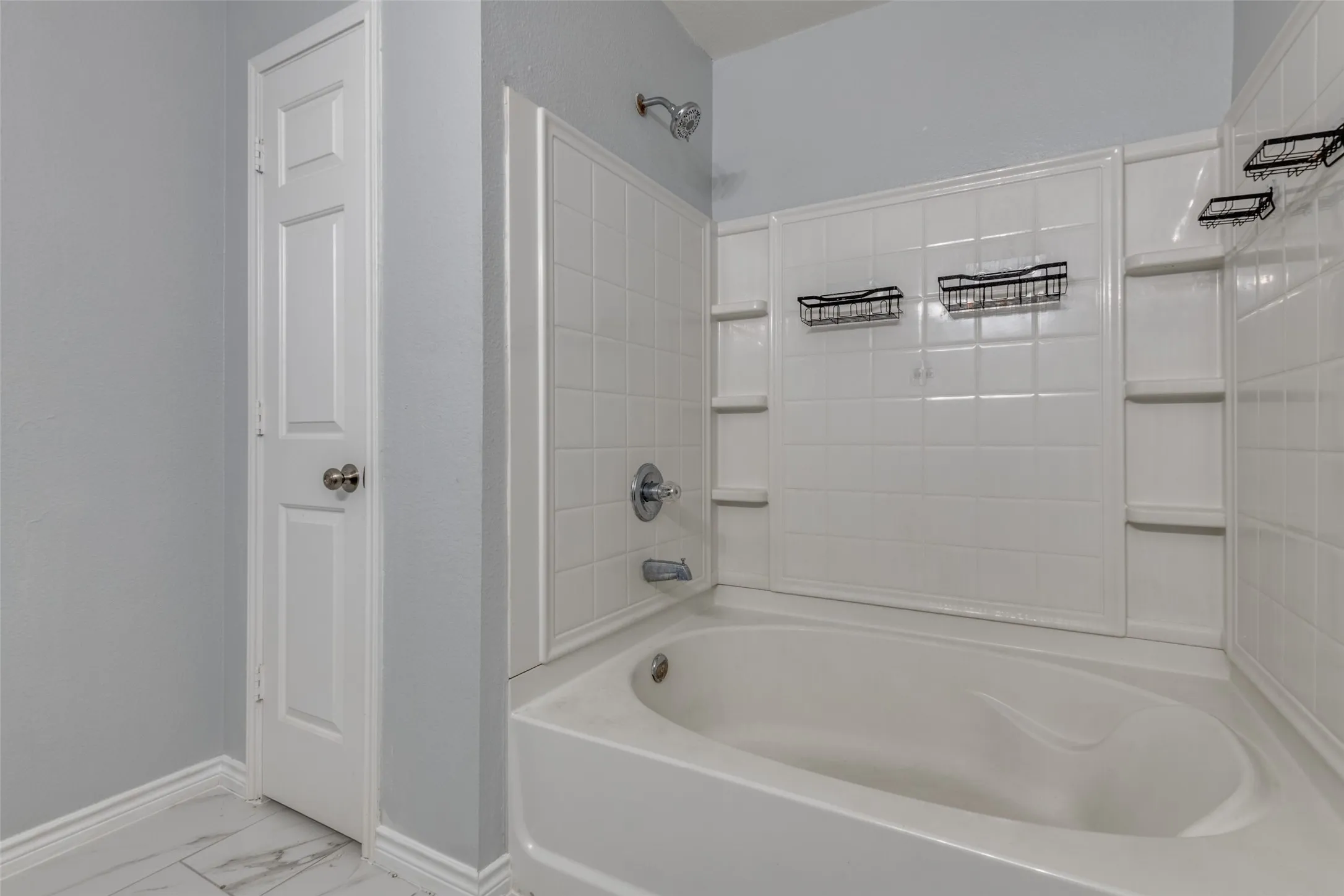 Single Family Residence For Rent in Kaufman County , 312 Stanford, Forney, Texas 75126, 3 Bedroom, 2 Bathroom, 2 Garage spaces, 1,474 Sqft, built in 2006, mls#21349839, Real Estate Agent in Forney, Homes For Rent in Kaufman county, Homes For Rent in Forney, Realtor in Forney Texas, Real Estate Brokerage Independent Realty Texas, Luminita Cordes Realtor