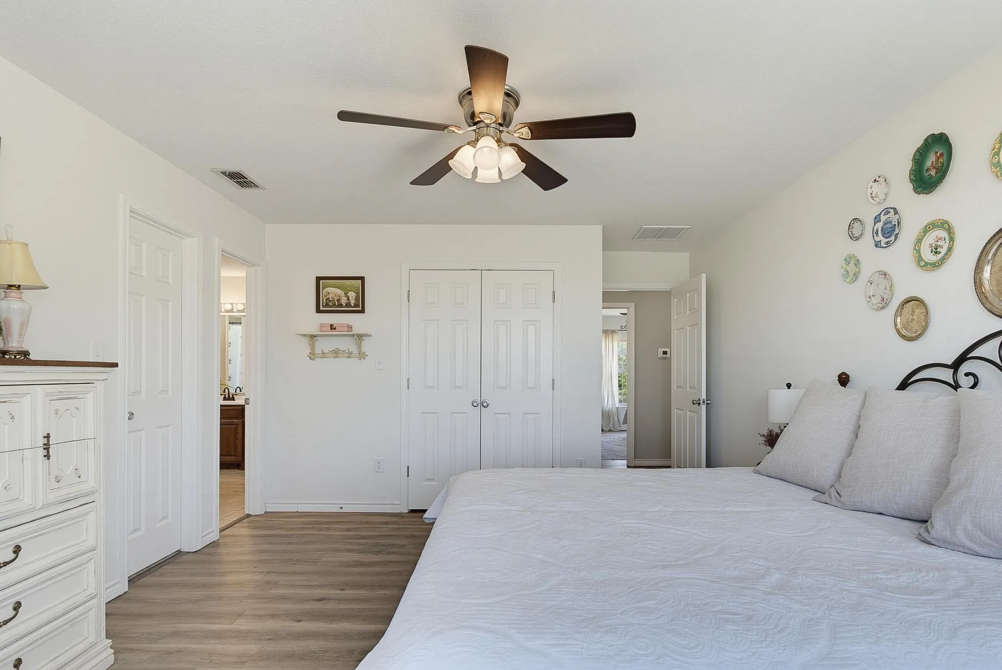 Single Family Residence For Sale in Taylor County , 222 Alexandra Drive, Tuscola, Texas 79562, 5 Bedroom, 3 Bathroom, 2 Garage spaces, 2,916 Sqft, built in 2004, mls#21334086, Real Estate Agent in Tuscola, Homes For Sale in Taylor county, Homes For Sale in Tuscola, Realtor in Tuscola Texas, Real Estate Brokerage Independent Realty Texas, Luminita Cordes Realtor