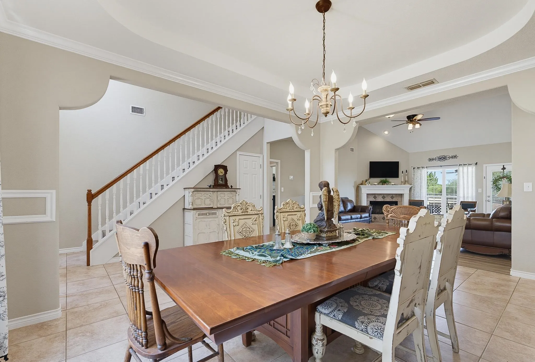 Single Family Residence For Sale in Taylor County , 222 Alexandra Drive, Tuscola, Texas 79562, 5 Bedroom, 3 Bathroom, 2 Garage spaces, 2,916 Sqft, built in 2004, mls#21334086, Real Estate Agent in Tuscola, Homes For Sale in Taylor county, Homes For Sale in Tuscola, Realtor in Tuscola Texas, Real Estate Brokerage Independent Realty Texas, Luminita Cordes Realtor