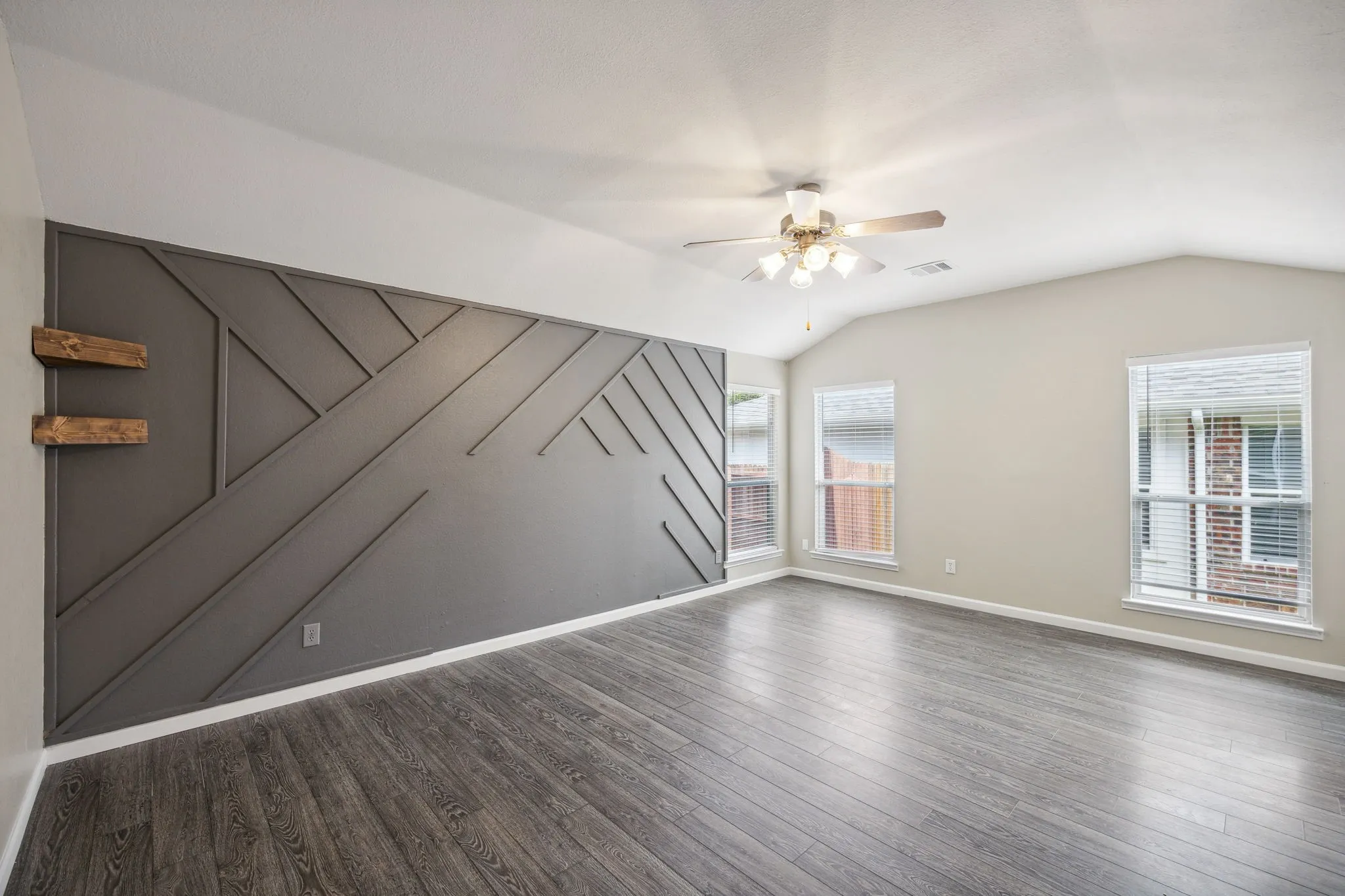 Single Family Residence For Rent in Collin County , 1001 Margaret Drive, Mc Kinney, Texas 75071, 3 Bedroom, 2 Bathroom, 2 Garage spaces, 1,622 Sqft, built in 2003, mls#21346092, Real Estate Agent in Mc Kinney, Homes For Rent in Collin county, Homes For Rent in Mc Kinney, Realtor in Mc Kinney Texas, Real Estate Brokerage Independent Realty Texas, Luminita Cordes Realtor