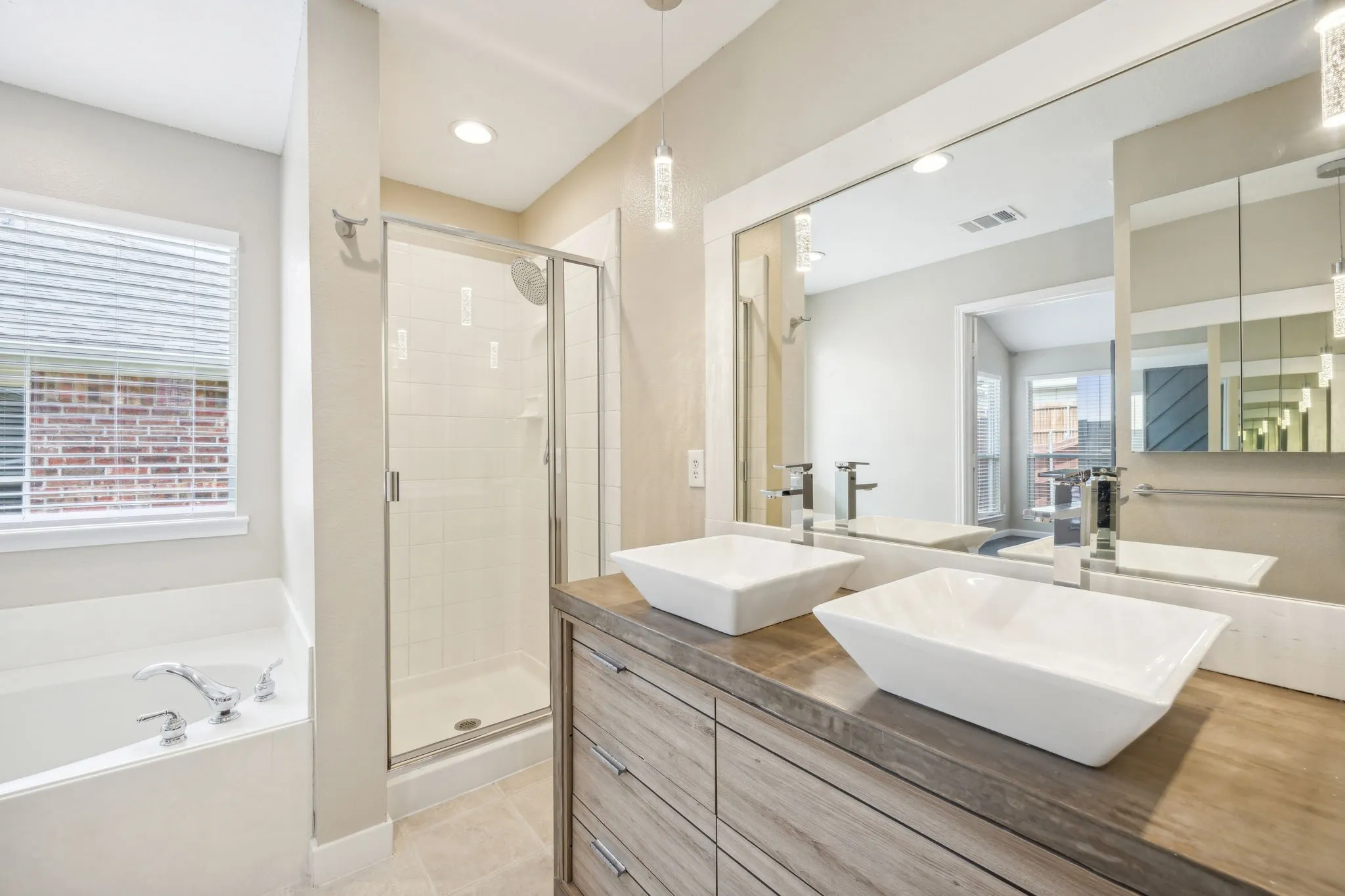 Single Family Residence For Rent in Collin County , 1001 Margaret Drive, Mc Kinney, Texas 75071, 3 Bedroom, 2 Bathroom, 2 Garage spaces, 1,622 Sqft, built in 2003, mls#21346092, Real Estate Agent in Mc Kinney, Homes For Rent in Collin county, Homes For Rent in Mc Kinney, Realtor in Mc Kinney Texas, Real Estate Brokerage Independent Realty Texas, Luminita Cordes Realtor