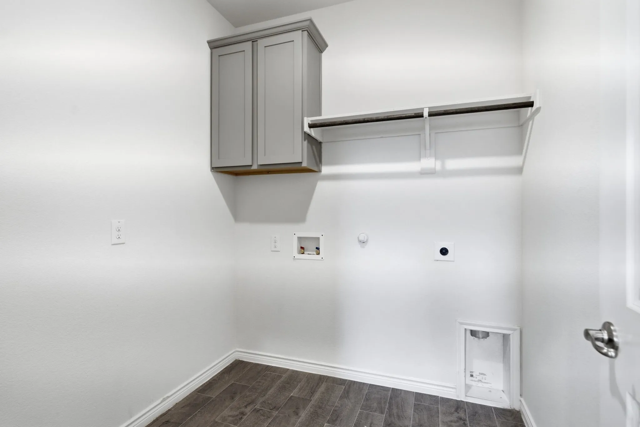 Single Family Residence For Sale in Denton County , 3250 Hunters Glen Drive, Aubrey, Texas 76227, 3 Bedroom, 2 Bathroom, 2 Garage spaces, 1,523 Sqft, built in 2022, mls#21350980, Real Estate Agent in Aubrey, Homes For Sale in Denton county, Homes For Sale in Aubrey, Realtor in Aubrey Texas, Real Estate Brokerage Independent Realty Texas, Luminita Cordes Realtor