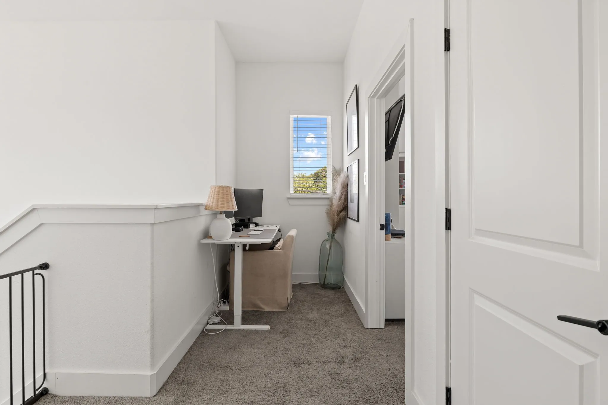 Single Family Residence For Sale in Dallas County , 2502 Elsie Faye Heggins Street, Dallas, Texas 75215, 3 Bedroom, 3 Bathroom, 2 Garage spaces, 2,028 Sqft, built in 2023, mls#21350981, Real Estate Agent in Dallas, Homes For Sale in Dallas county, Homes For Sale in Dallas, Realtor in Dallas Texas, Real Estate Brokerage Independent Realty Texas, Luminita Cordes Realtor
