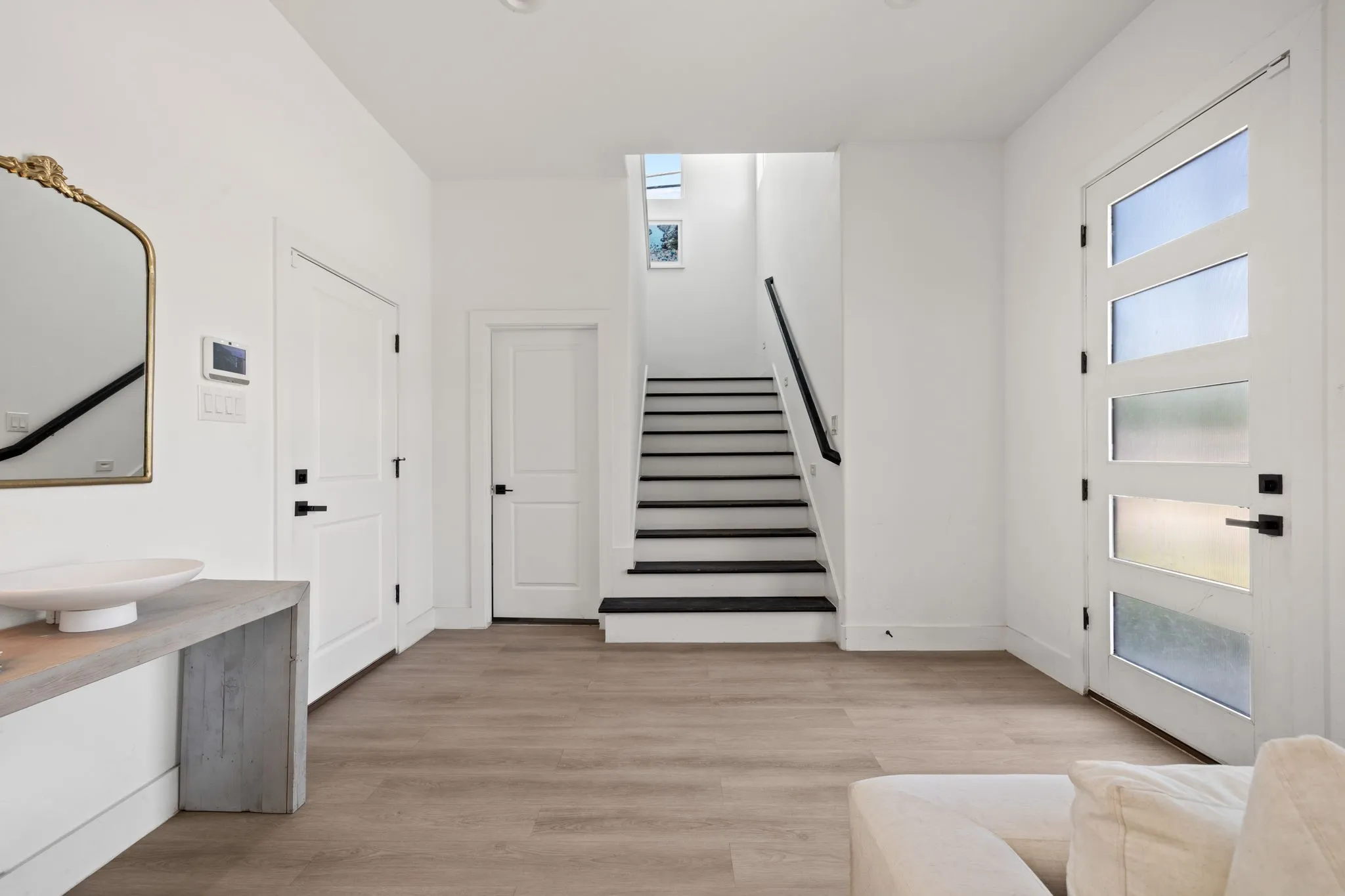 Single Family Residence For Sale in Dallas County , 2502 Elsie Faye Heggins Street, Dallas, Texas 75215, 3 Bedroom, 3 Bathroom, 2 Garage spaces, 2,028 Sqft, built in 2023, mls#21350981, Real Estate Agent in Dallas, Homes For Sale in Dallas county, Homes For Sale in Dallas, Realtor in Dallas Texas, Real Estate Brokerage Independent Realty Texas, Luminita Cordes Realtor