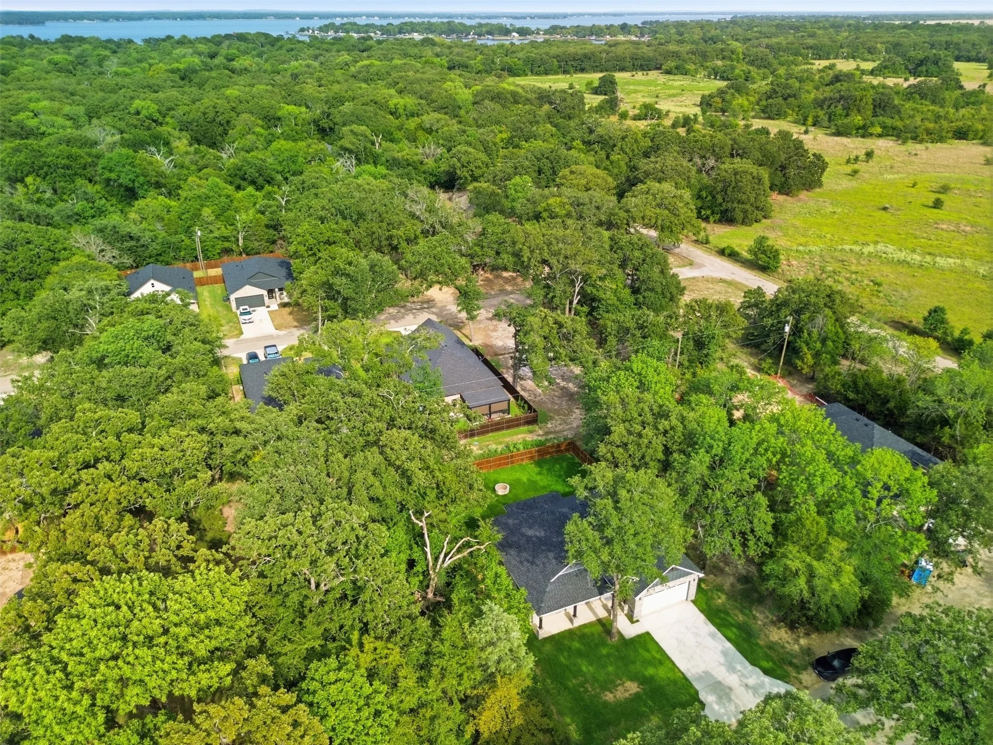 Single Family Residence For Sale in Henderson County , 108 Parkside Drive, Trinidad, Texas 75163, 3 Bedroom, 2 Bathroom, 2 Garage spaces, 1,500 Sqft, built in 2026, mls#21341077, Real Estate Agent in Trinidad, Homes For Sale in Henderson county, Homes For Sale in Trinidad, Realtor in Trinidad Texas, Real Estate Brokerage Independent Realty Texas, Luminita Cordes Realtor