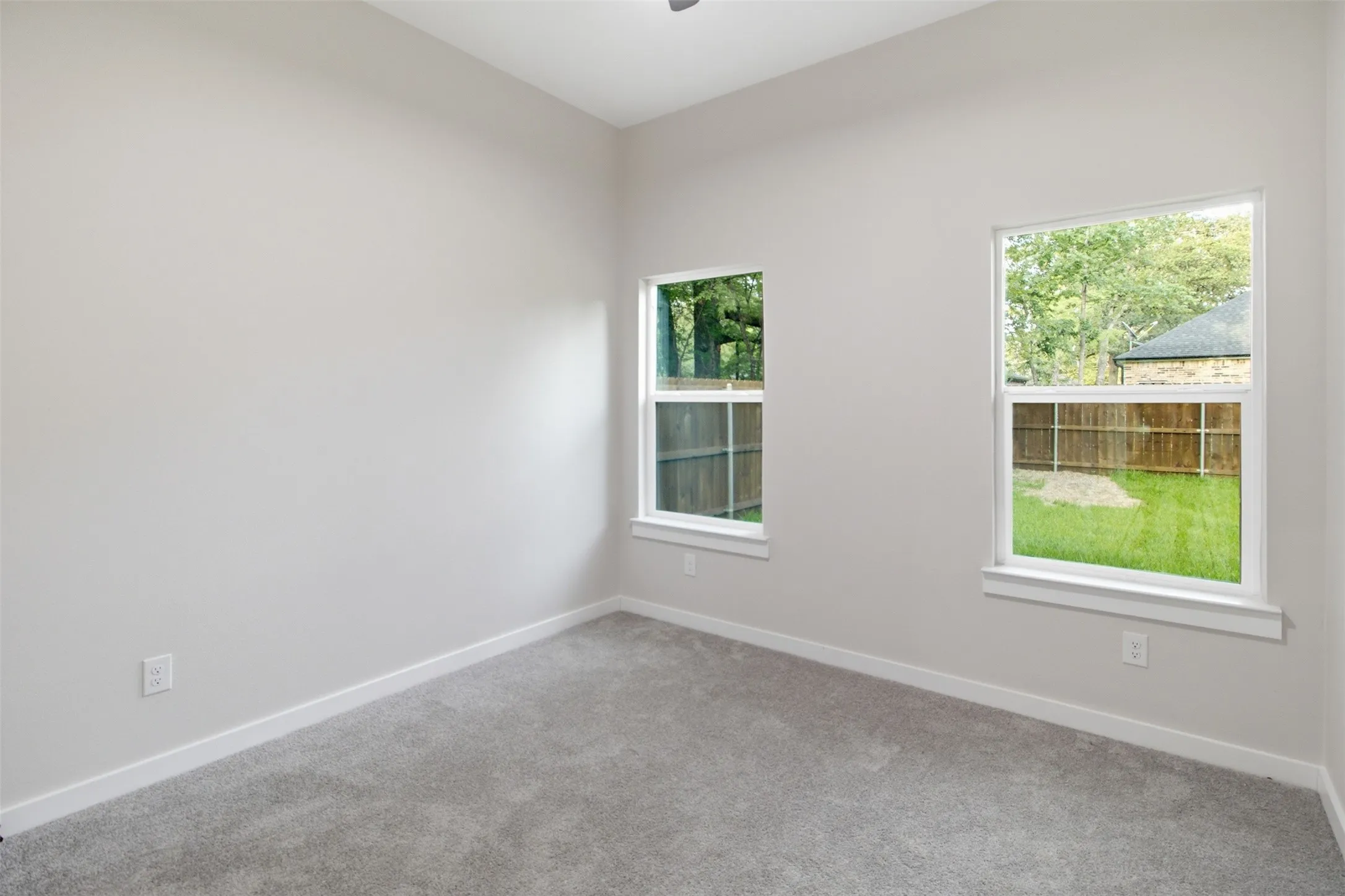 Single Family Residence For Sale in Henderson County , 108 Parkside Drive, Trinidad, Texas 75163, 3 Bedroom, 2 Bathroom, 2 Garage spaces, 1,500 Sqft, built in 2026, mls#21341077, Real Estate Agent in Trinidad, Homes For Sale in Henderson county, Homes For Sale in Trinidad, Realtor in Trinidad Texas, Real Estate Brokerage Independent Realty Texas, Luminita Cordes Realtor