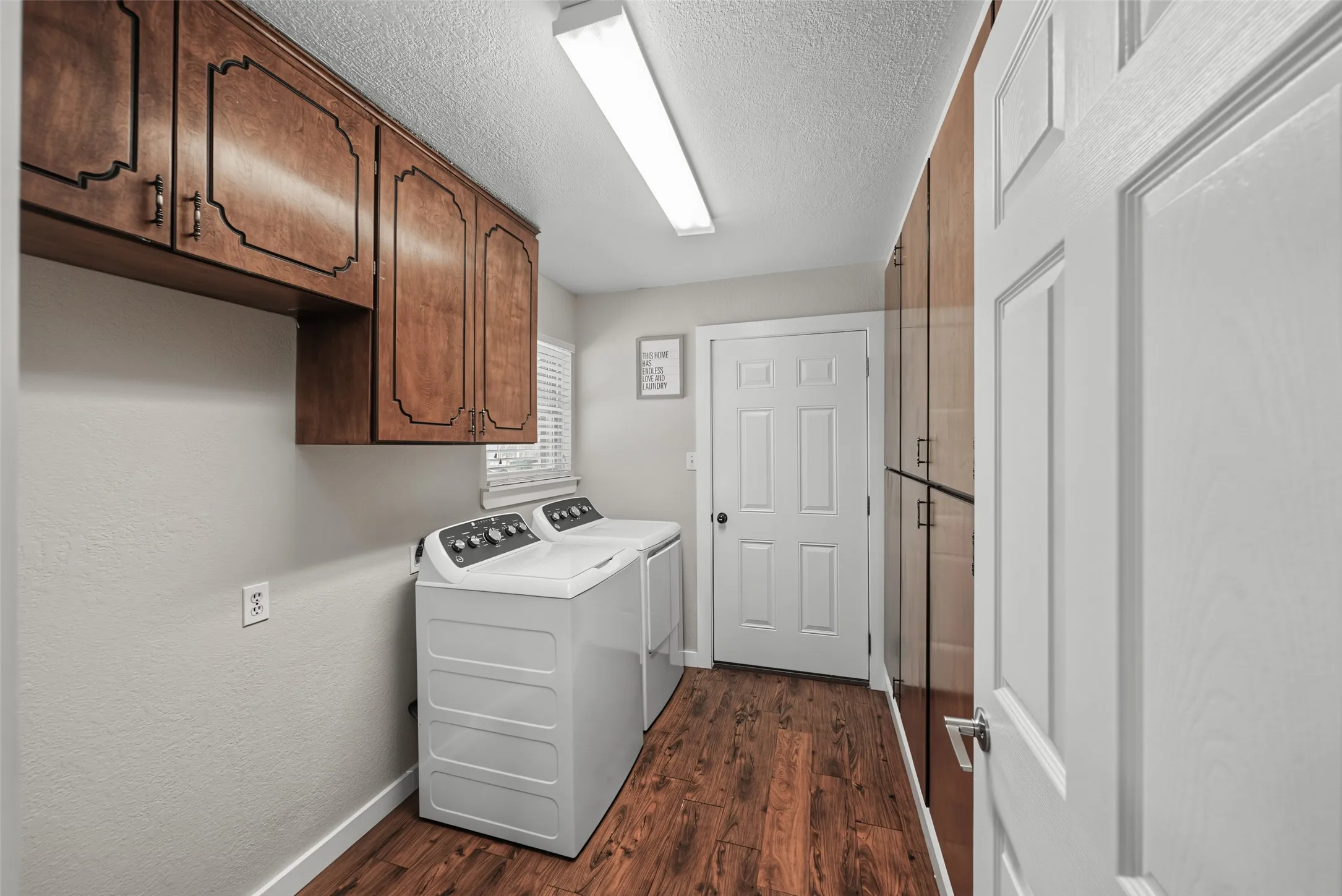 Single Family Residence For Sale in Wise County , 909 Shady Oaks, Bridgeport, Texas 76426, 3 Bedroom, 2 Bathroom, 2 Garage spaces, 1,472 Sqft, built in 1986, mls#21350999, Real Estate Agent in Bridgeport, Homes For Sale in Wise county, Homes For Sale in Bridgeport, Realtor in Bridgeport Texas, Real Estate Brokerage Independent Realty Texas, Luminita Cordes Realtor