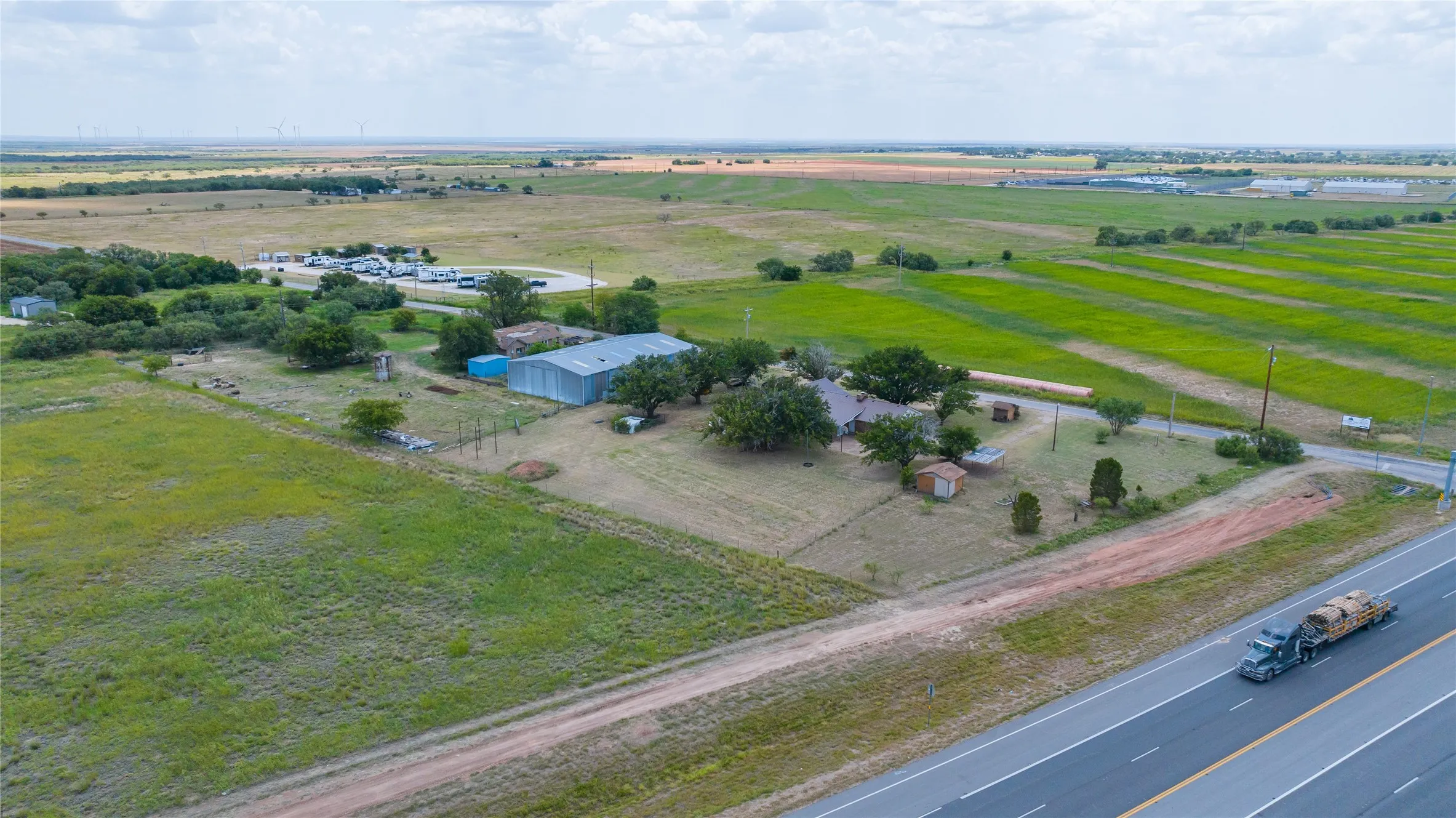 Single Family Residence For Sale in Haskell County , 147 County Road 210, Haskell, Texas 79521, 4 Bedroom, 1 Bathroom, 1 Garage spaces, 2,438 Sqft, built in 1940, Price $349,900, mls#21349522, Real Estate Agent in Haskell, Homes For Sale in Haskell county, Homes For Sale in Haskell, Realtor in Haskell Texas, Real Estate Brokerage Independent Realty Texas, Luminita Cordes Realtor