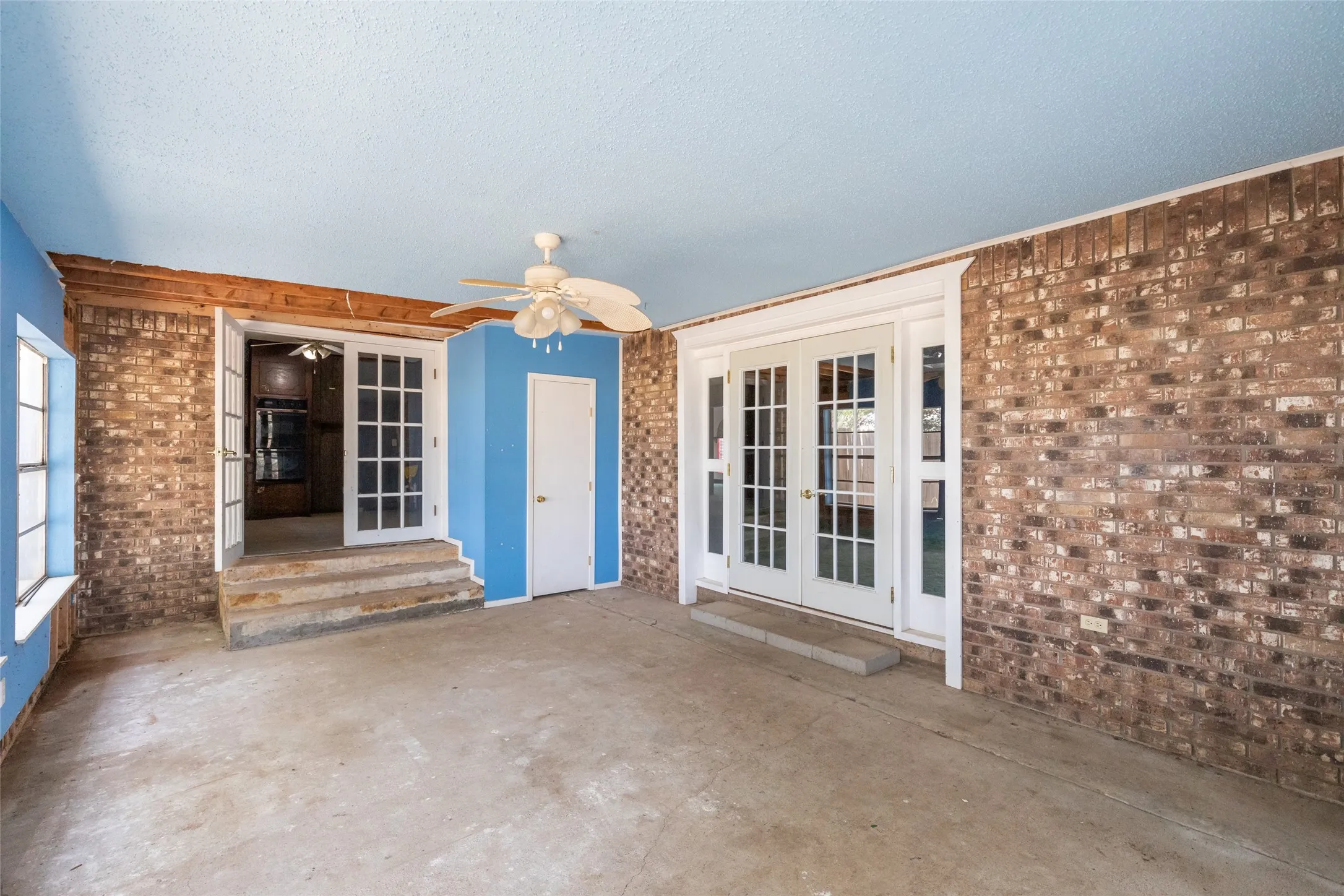 Single Family Residence For Sale in Haskell County , 147 County Road 210, Haskell, Texas 79521, 4 Bedroom, 1 Bathroom, 1 Garage spaces, 2,438 Sqft, built in 1940, Price $349,900, mls#21349522, Real Estate Agent in Haskell, Homes For Sale in Haskell county, Homes For Sale in Haskell, Realtor in Haskell Texas, Real Estate Brokerage Independent Realty Texas, Luminita Cordes Realtor