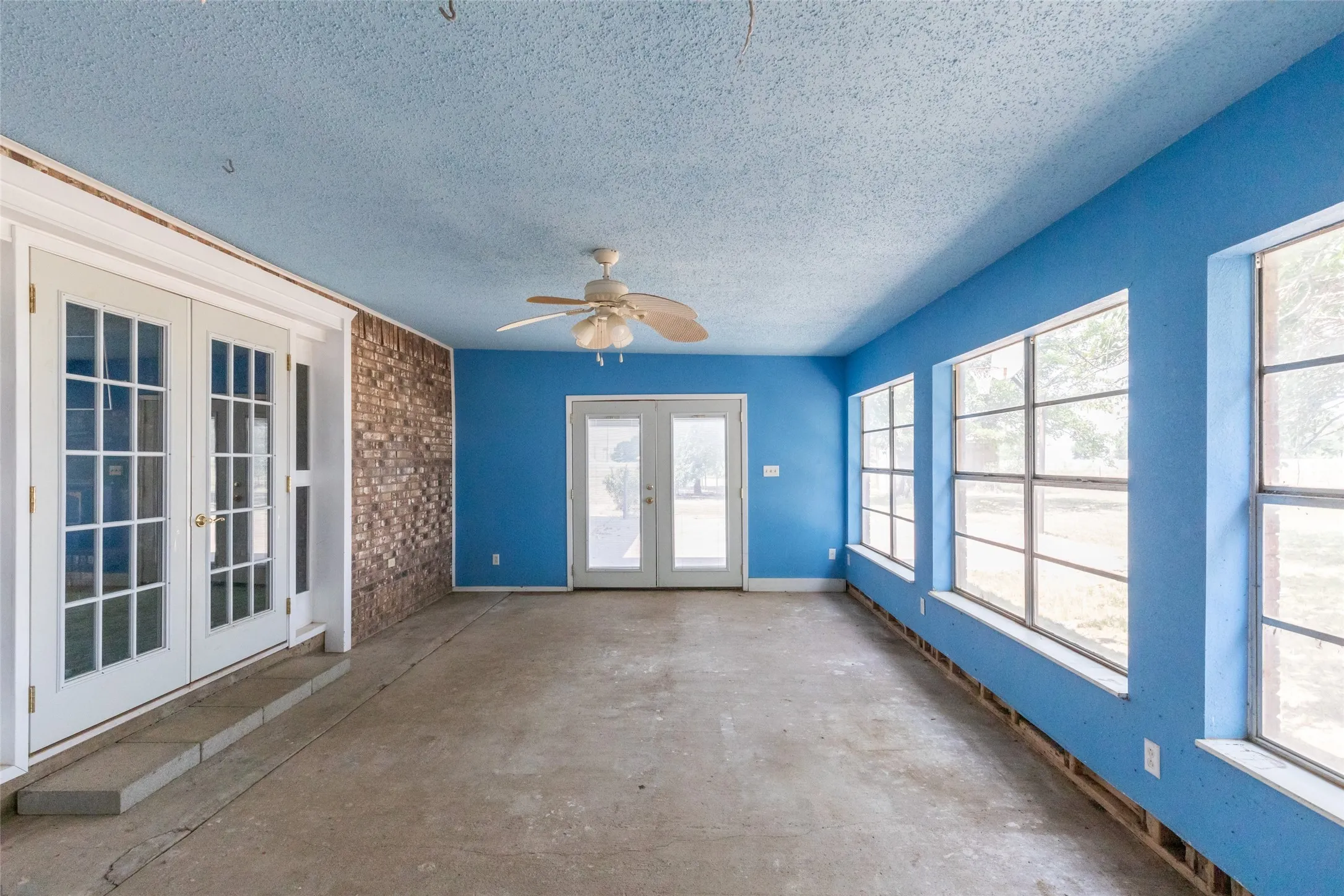Single Family Residence For Sale in Haskell County , 147 County Road 210, Haskell, Texas 79521, 4 Bedroom, 1 Bathroom, 1 Garage spaces, 2,438 Sqft, built in 1940, Price $349,900, mls#21349522, Real Estate Agent in Haskell, Homes For Sale in Haskell county, Homes For Sale in Haskell, Realtor in Haskell Texas, Real Estate Brokerage Independent Realty Texas, Luminita Cordes Realtor