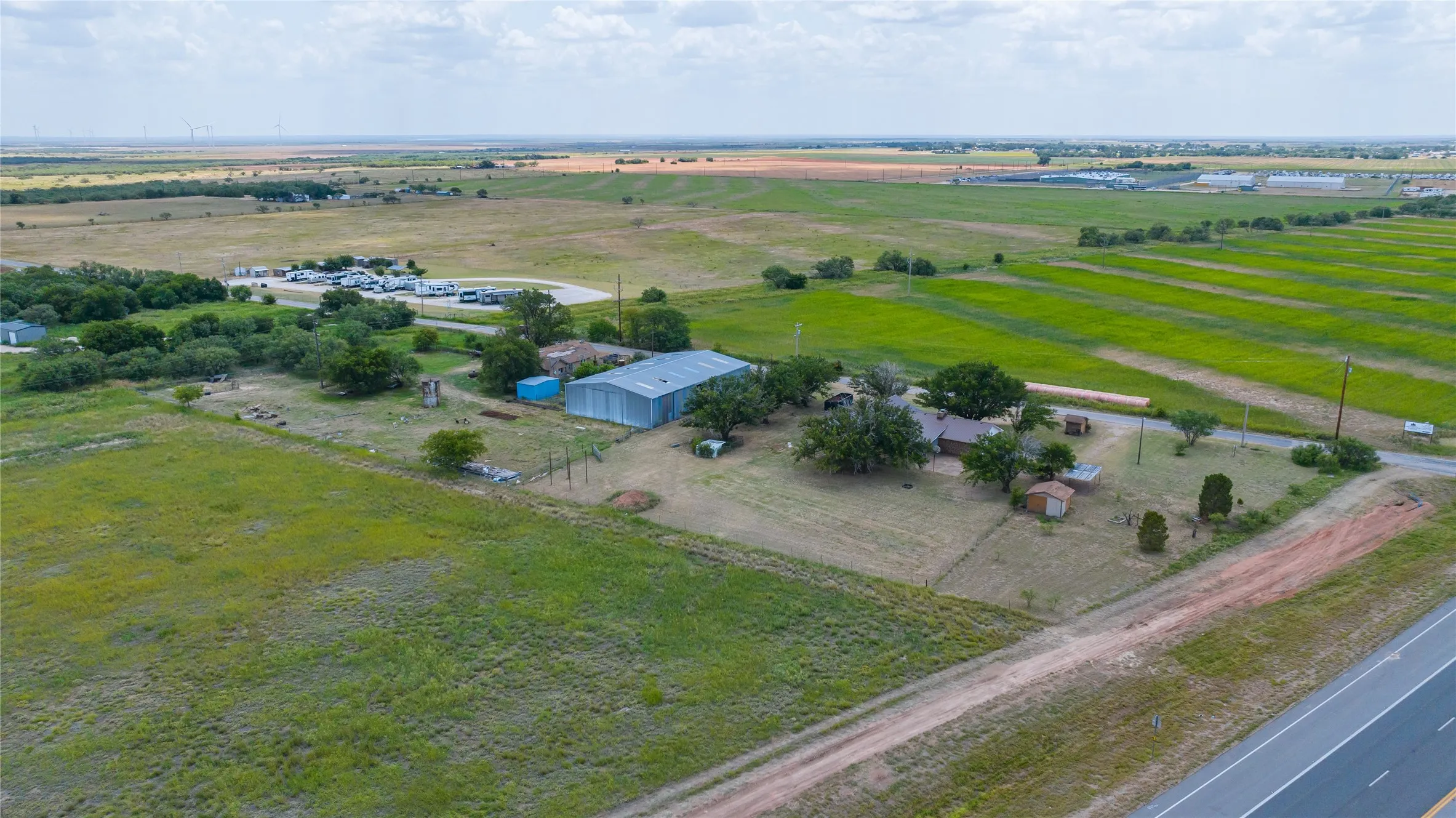 Single Family Residence For Sale in Haskell County , 147 County Road 210, Haskell, Texas 79521, 4 Bedroom, 1 Bathroom, 1 Garage spaces, 2,438 Sqft, built in 1940, Price $349,900, mls#21349522, Real Estate Agent in Haskell, Homes For Sale in Haskell county, Homes For Sale in Haskell, Realtor in Haskell Texas, Real Estate Brokerage Independent Realty Texas, Luminita Cordes Realtor