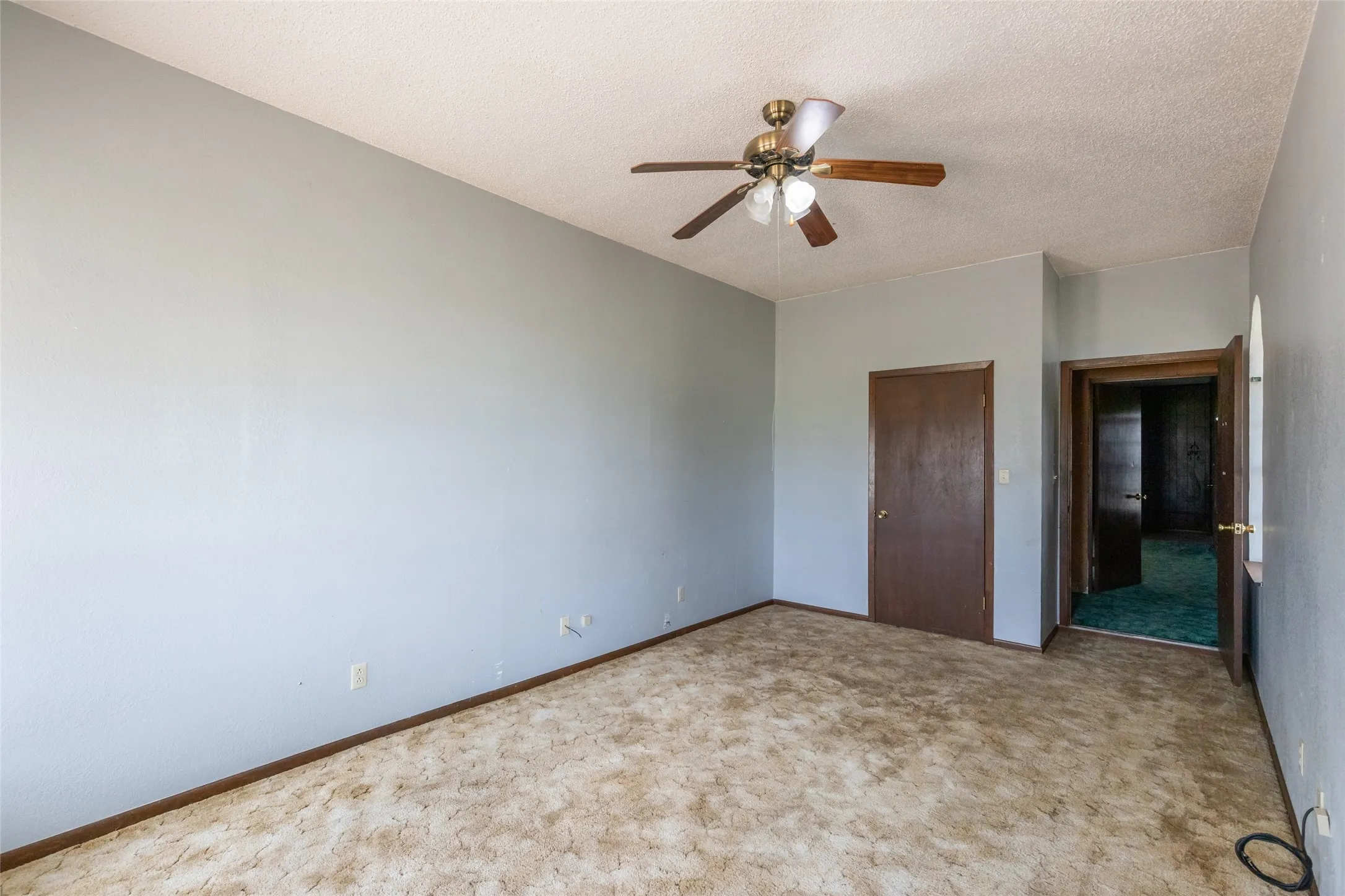 Single Family Residence For Sale in Haskell County , 147 County Road 210, Haskell, Texas 79521, 4 Bedroom, 1 Bathroom, 1 Garage spaces, 2,438 Sqft, built in 1940, Price $349,900, mls#21349522, Real Estate Agent in Haskell, Homes For Sale in Haskell county, Homes For Sale in Haskell, Realtor in Haskell Texas, Real Estate Brokerage Independent Realty Texas, Luminita Cordes Realtor