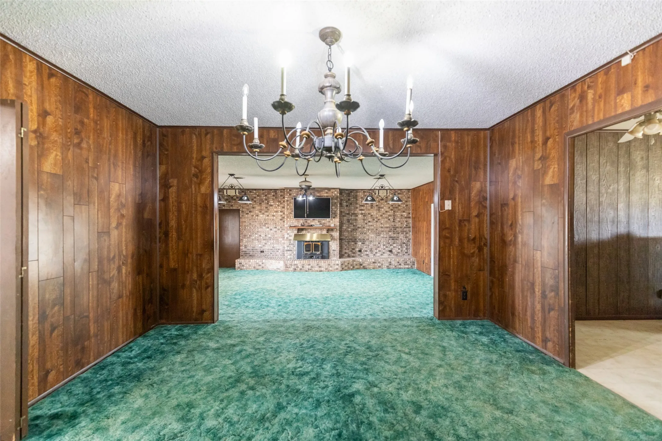 Single Family Residence For Sale in Haskell County , 147 County Road 210, Haskell, Texas 79521, 4 Bedroom, 1 Bathroom, 1 Garage spaces, 2,438 Sqft, built in 1940, Price $349,900, mls#21349522, Real Estate Agent in Haskell, Homes For Sale in Haskell county, Homes For Sale in Haskell, Realtor in Haskell Texas, Real Estate Brokerage Independent Realty Texas, Luminita Cordes Realtor
