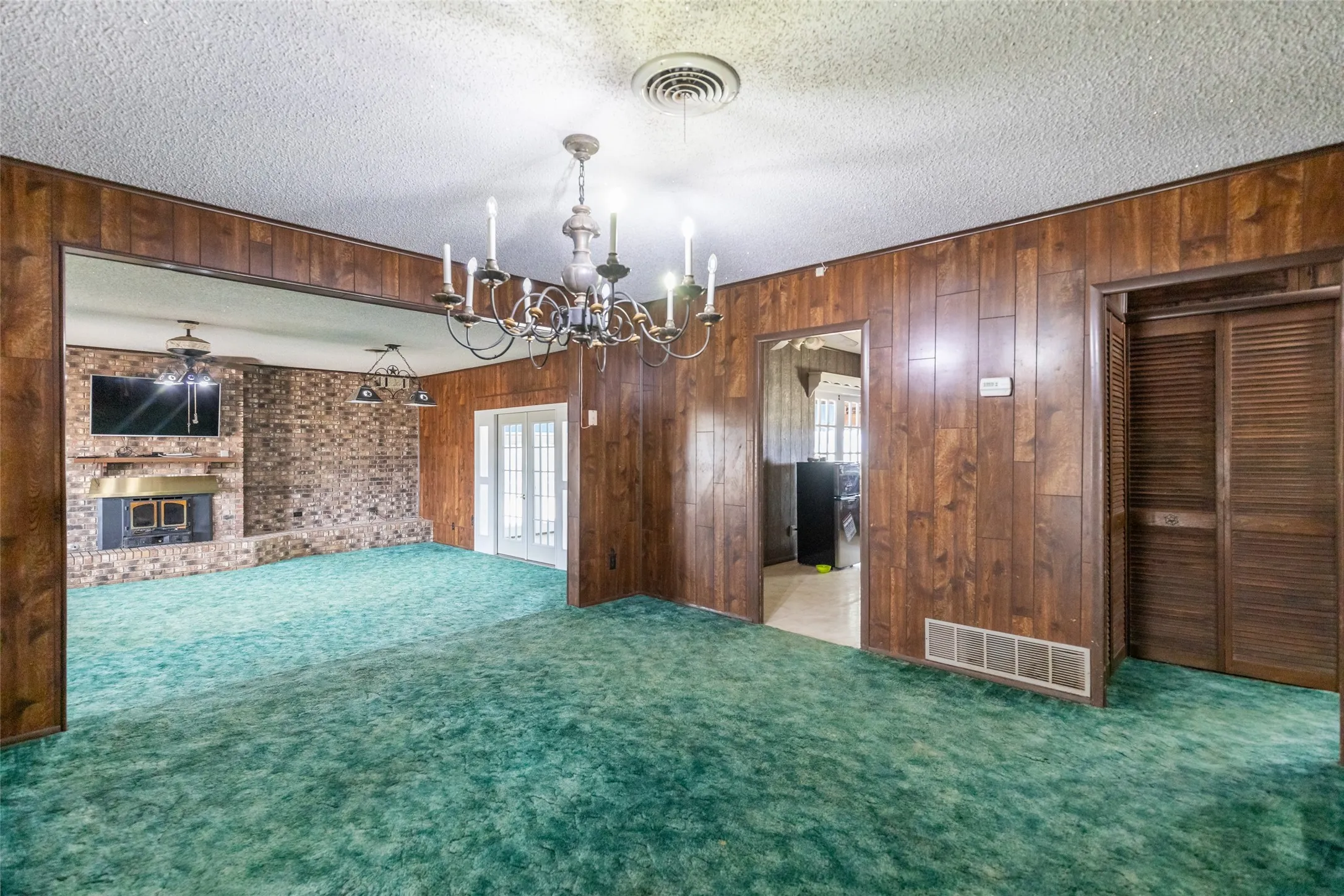 Single Family Residence For Sale in Haskell County , 147 County Road 210, Haskell, Texas 79521, 4 Bedroom, 1 Bathroom, 1 Garage spaces, 2,438 Sqft, built in 1940, Price $349,900, mls#21349522, Real Estate Agent in Haskell, Homes For Sale in Haskell county, Homes For Sale in Haskell, Realtor in Haskell Texas, Real Estate Brokerage Independent Realty Texas, Luminita Cordes Realtor
