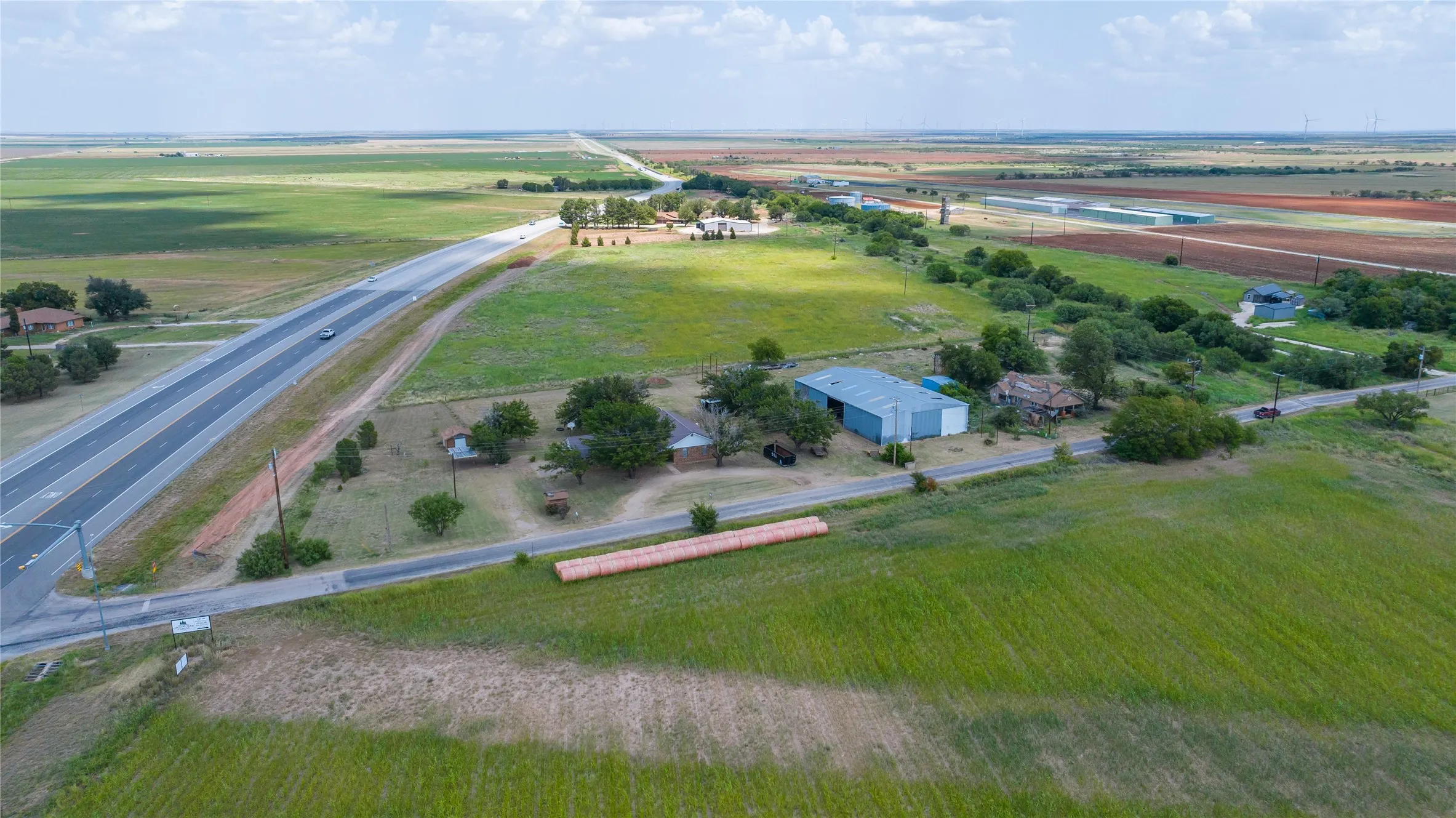 Single Family Residence For Sale in Haskell County , 147 County Road 210, Haskell, Texas 79521, 4 Bedroom, 1 Bathroom, 1 Garage spaces, 2,438 Sqft, built in 1940, Price $349,900, mls#21349522, Real Estate Agent in Haskell, Homes For Sale in Haskell county, Homes For Sale in Haskell, Realtor in Haskell Texas, Real Estate Brokerage Independent Realty Texas, Luminita Cordes Realtor