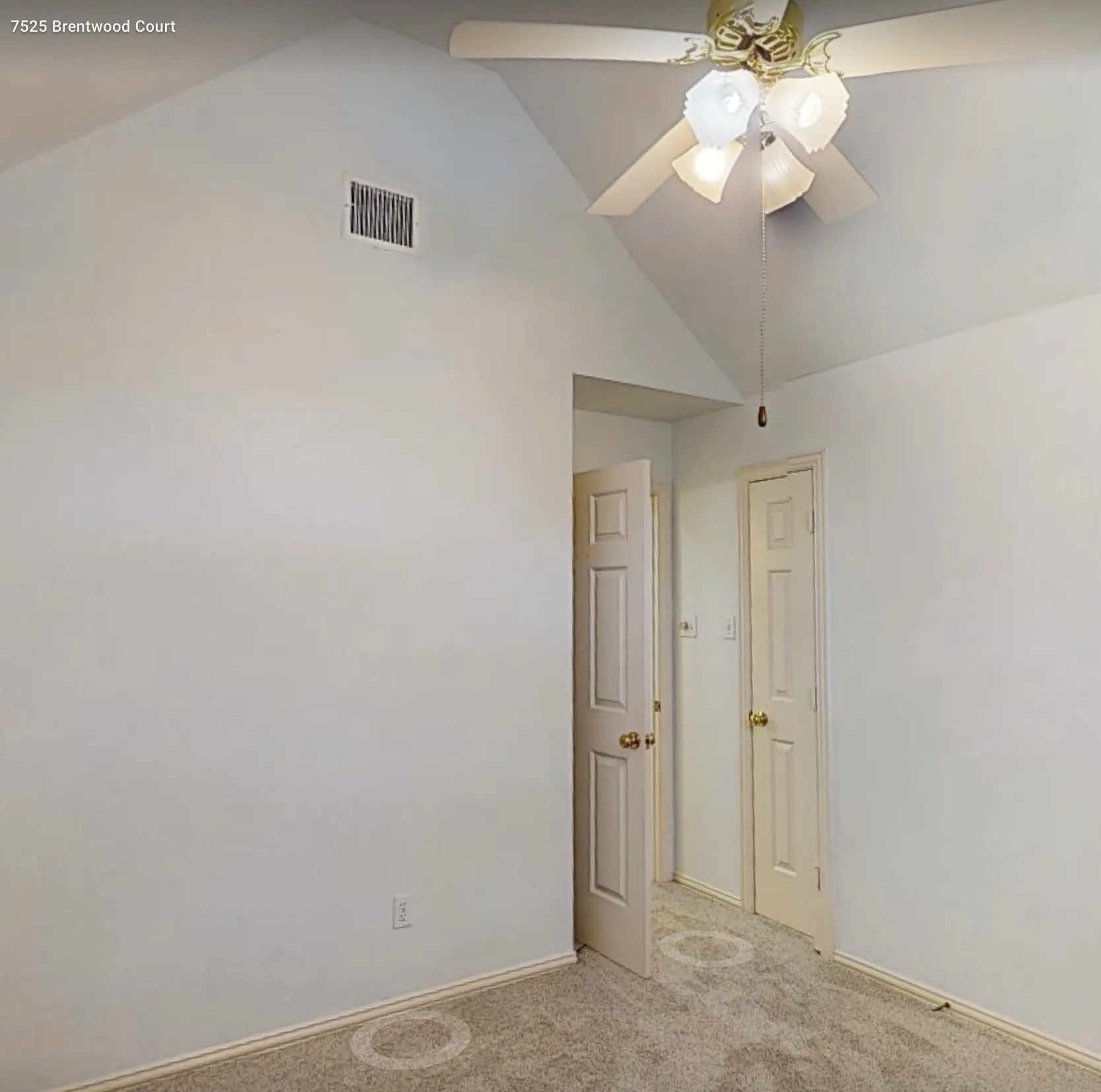 Single Family Residence For Sale in Tarrant County , 7525 Brentwood Court, North Richland Hills, Texas 76182, 4 Bedroom, 3 Bathroom, 2 Garage spaces, 2,541 Sqft, built in 1991, mls#21350190, Real Estate Agent in North Richland Hills, Homes For Sale in Tarrant county, Homes For Sale in North Richland Hills, Realtor in North Richland Hills Texas, Real Estate Brokerage Independent Realty Texas, Luminita Cordes Realtor