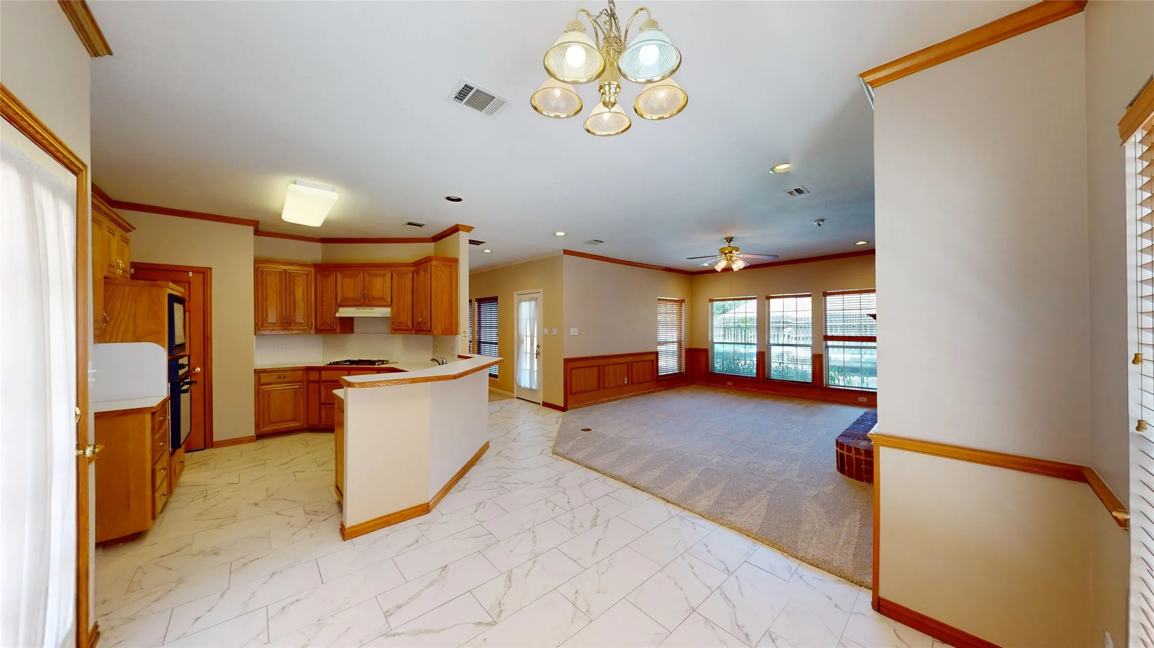Single Family Residence For Sale in Tarrant County , 7525 Brentwood Court, North Richland Hills, Texas 76182, 4 Bedroom, 3 Bathroom, 2 Garage spaces, 2,541 Sqft, built in 1991, mls#21350190, Real Estate Agent in North Richland Hills, Homes For Sale in Tarrant county, Homes For Sale in North Richland Hills, Realtor in North Richland Hills Texas, Real Estate Brokerage Independent Realty Texas, Luminita Cordes Realtor