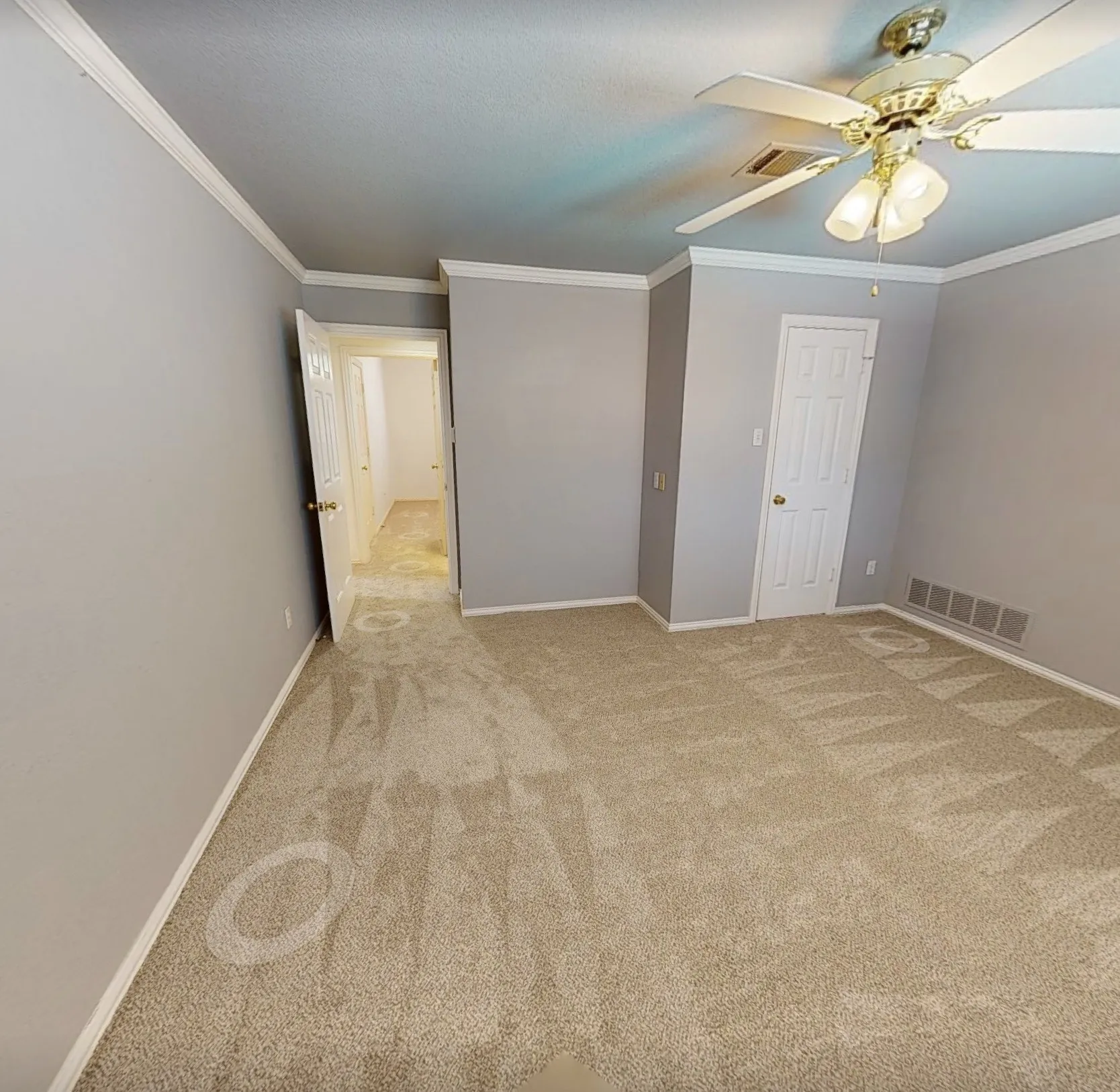 Single Family Residence For Sale in Tarrant County , 7525 Brentwood Court, North Richland Hills, Texas 76182, 4 Bedroom, 3 Bathroom, 2 Garage spaces, 2,541 Sqft, built in 1991, mls#21350190, Real Estate Agent in North Richland Hills, Homes For Sale in Tarrant county, Homes For Sale in North Richland Hills, Realtor in North Richland Hills Texas, Real Estate Brokerage Independent Realty Texas, Luminita Cordes Realtor