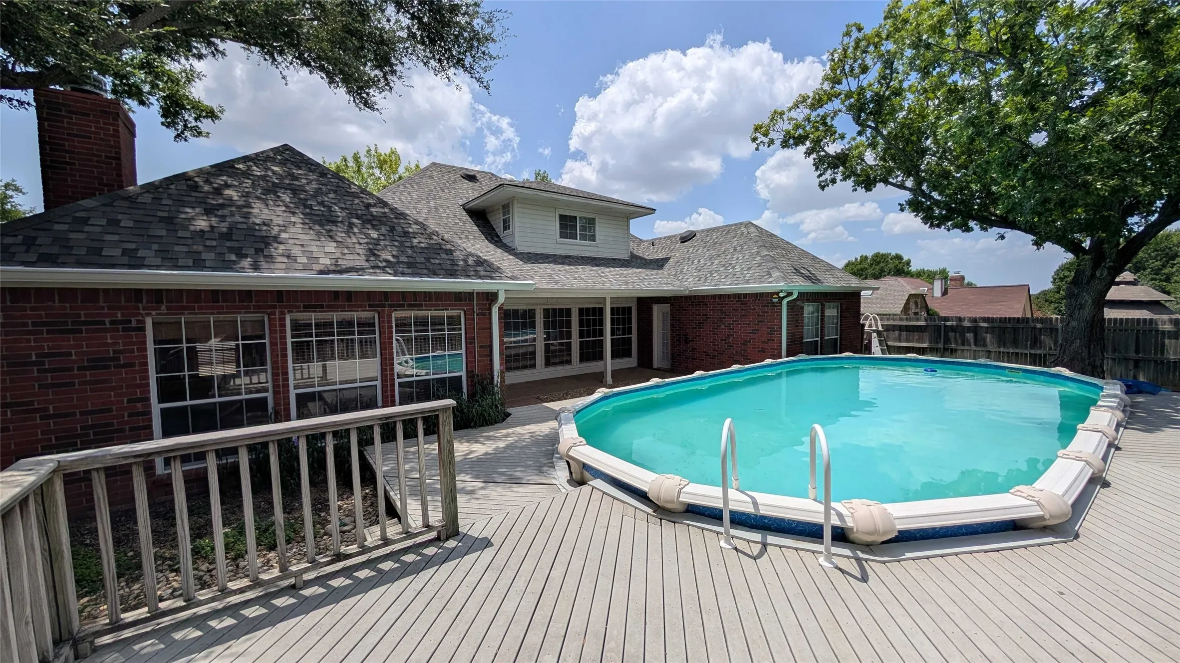 Single Family Residence For Sale in Tarrant County , 7525 Brentwood Court, North Richland Hills, Texas 76182, 4 Bedroom, 3 Bathroom, 2 Garage spaces, 2,541 Sqft, built in 1991, mls#21350190, Real Estate Agent in North Richland Hills, Homes For Sale in Tarrant county, Homes For Sale in North Richland Hills, Realtor in North Richland Hills Texas, Real Estate Brokerage Independent Realty Texas, Luminita Cordes Realtor