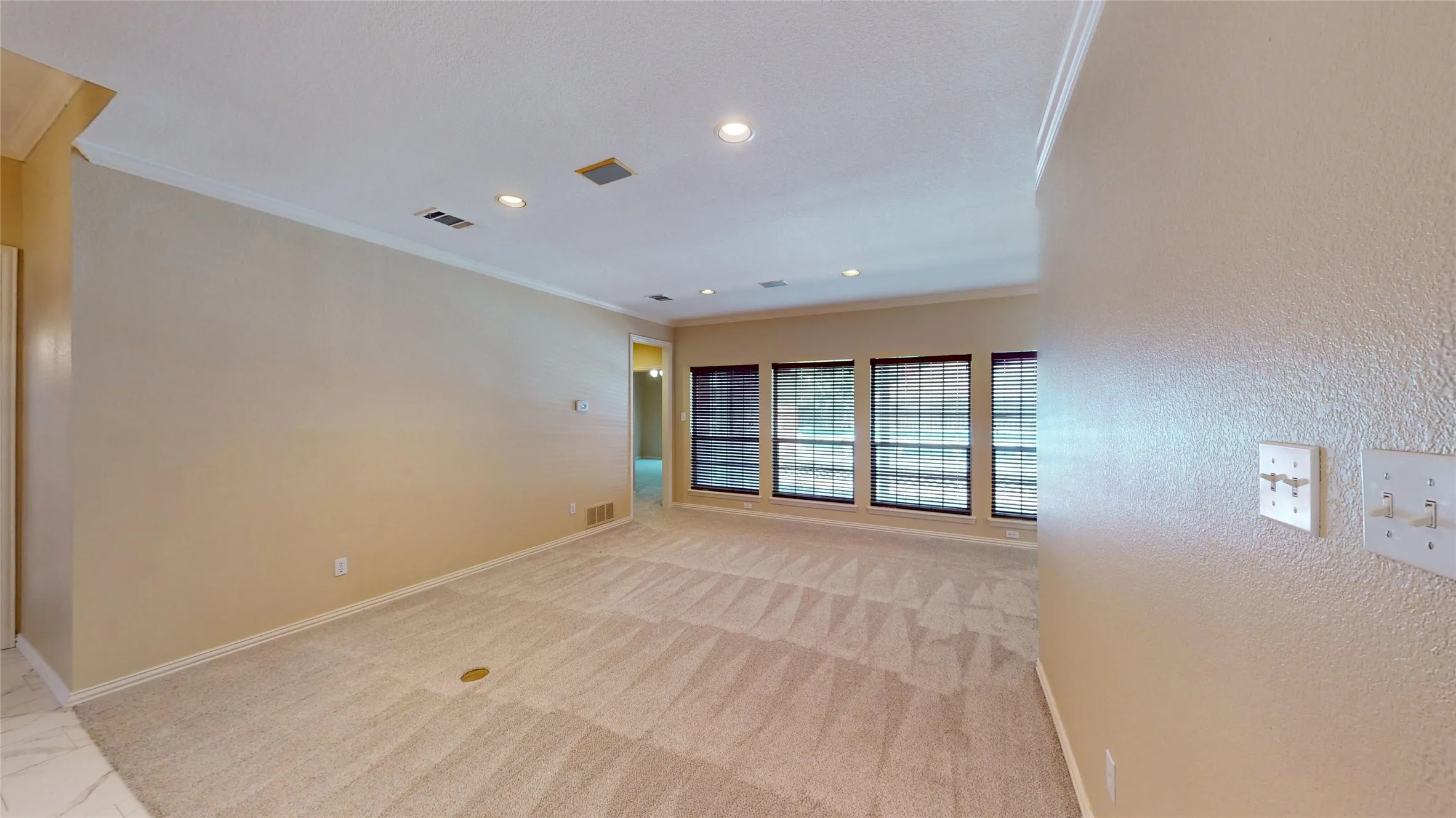 Single Family Residence For Sale in Tarrant County , 7525 Brentwood Court, North Richland Hills, Texas 76182, 4 Bedroom, 3 Bathroom, 2 Garage spaces, 2,541 Sqft, built in 1991, mls#21350190, Real Estate Agent in North Richland Hills, Homes For Sale in Tarrant county, Homes For Sale in North Richland Hills, Realtor in North Richland Hills Texas, Real Estate Brokerage Independent Realty Texas, Luminita Cordes Realtor