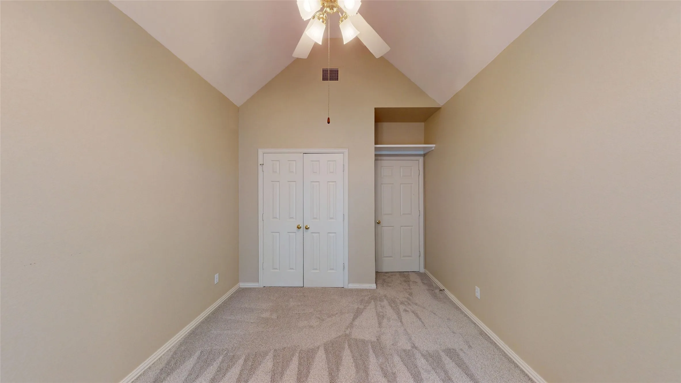 Single Family Residence For Sale in Tarrant County , 7525 Brentwood Court, North Richland Hills, Texas 76182, 4 Bedroom, 3 Bathroom, 2 Garage spaces, 2,541 Sqft, built in 1991, mls#21350190, Real Estate Agent in North Richland Hills, Homes For Sale in Tarrant county, Homes For Sale in North Richland Hills, Realtor in North Richland Hills Texas, Real Estate Brokerage Independent Realty Texas, Luminita Cordes Realtor
